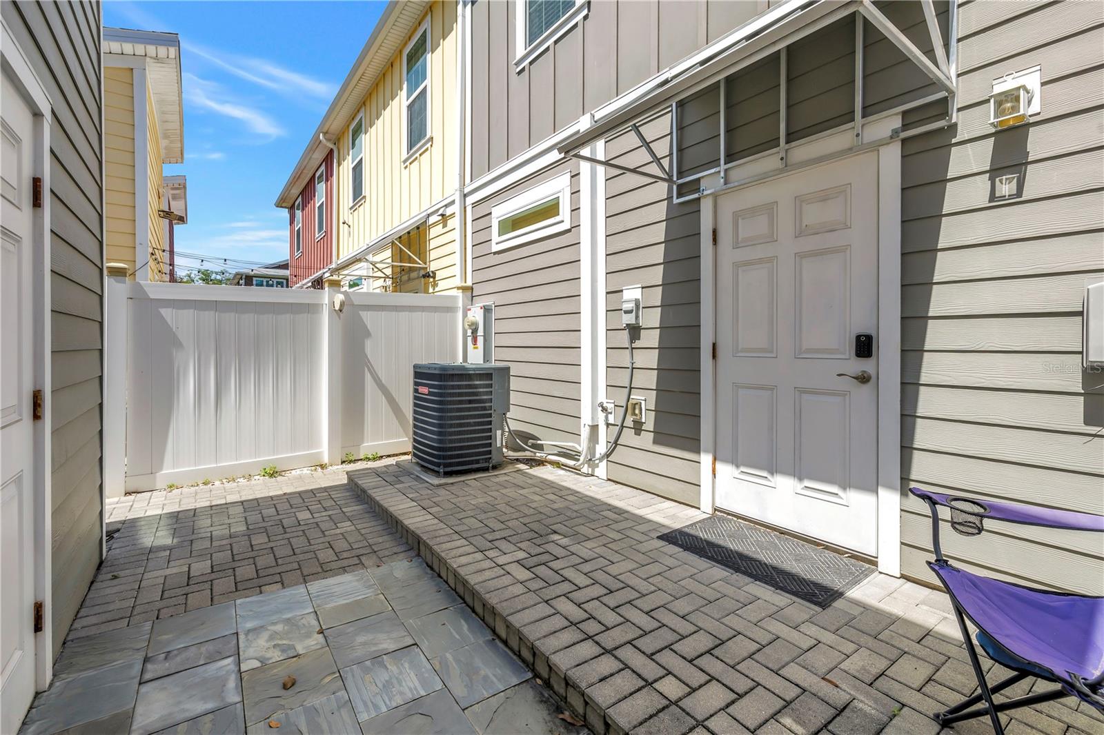 Image 28 of 33 For 429 Lorraine Leland Street