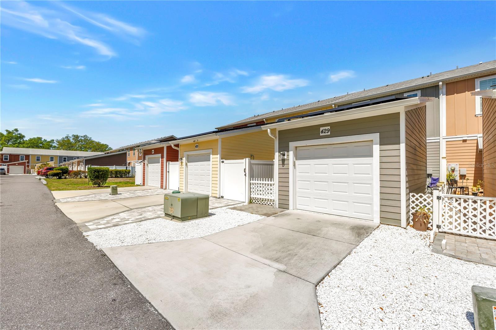 Image 32 of 33 For 429 Lorraine Leland Street