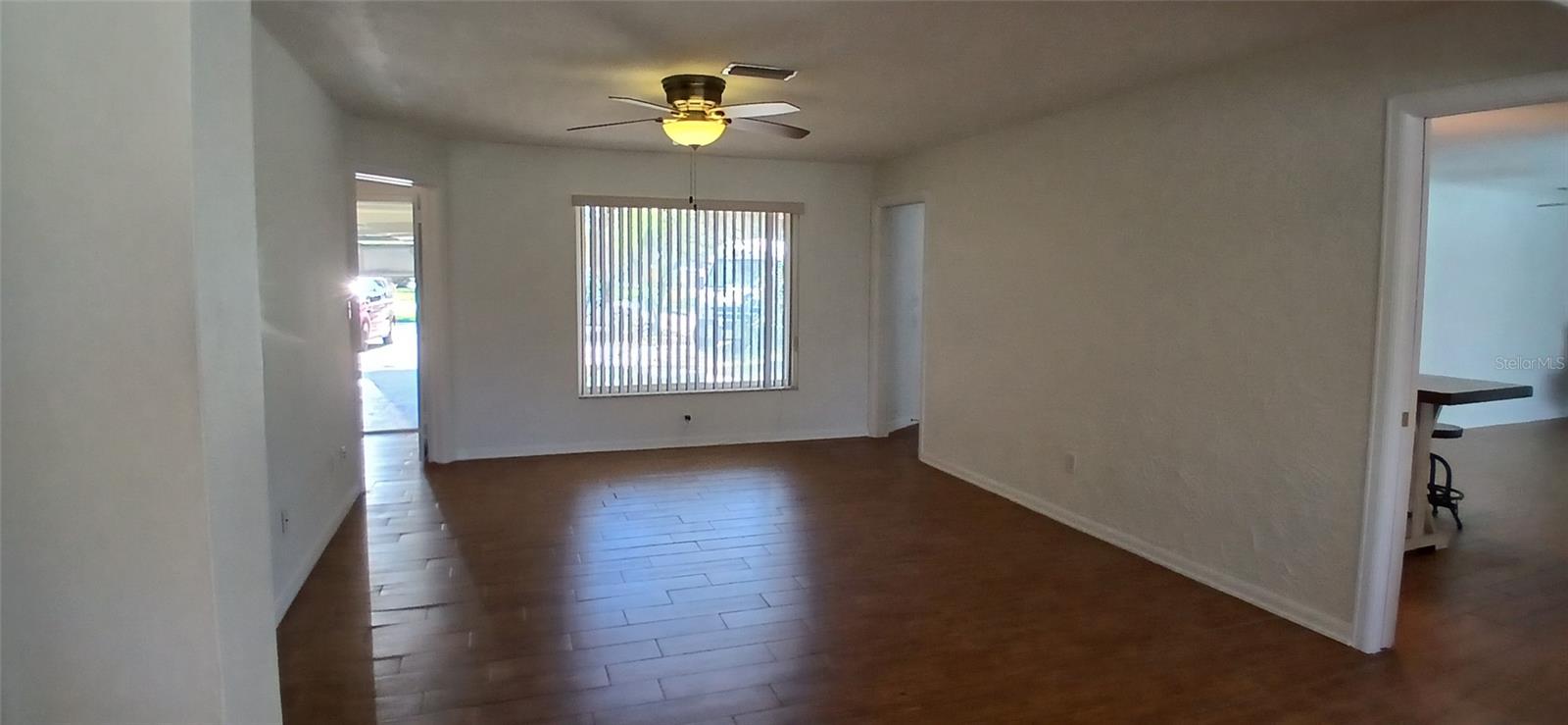 Image 11 of 39 For 4397 Harbor Hills Drive