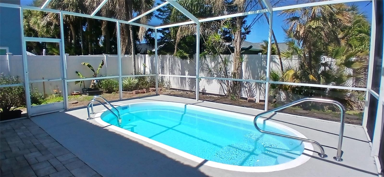 Image 28 of 39 For 4397 Harbor Hills Drive