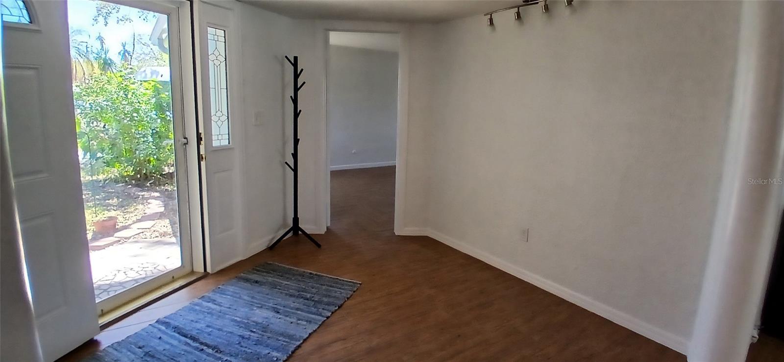 Image 3 of 39 For 4397 Harbor Hills Drive