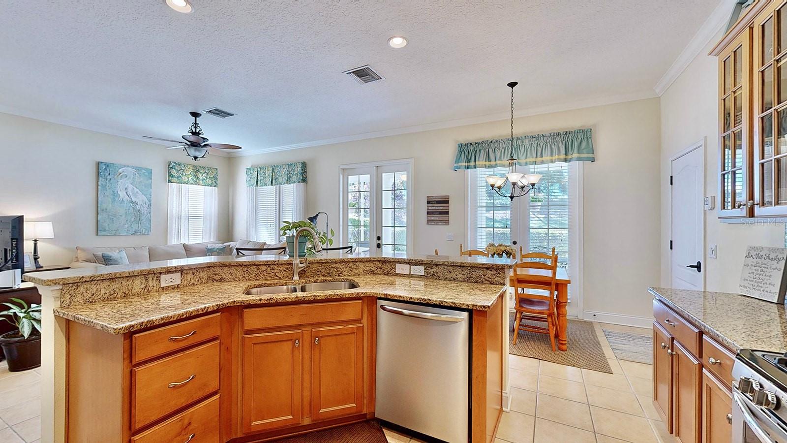 Image 25 of 80 For 310 Manns Harbor Drive