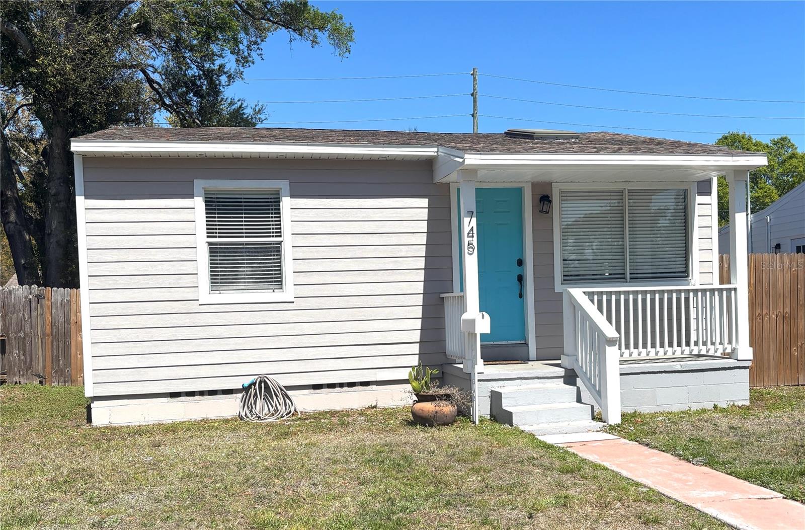 Image 2 of 24 For 745 52nd Avenue N