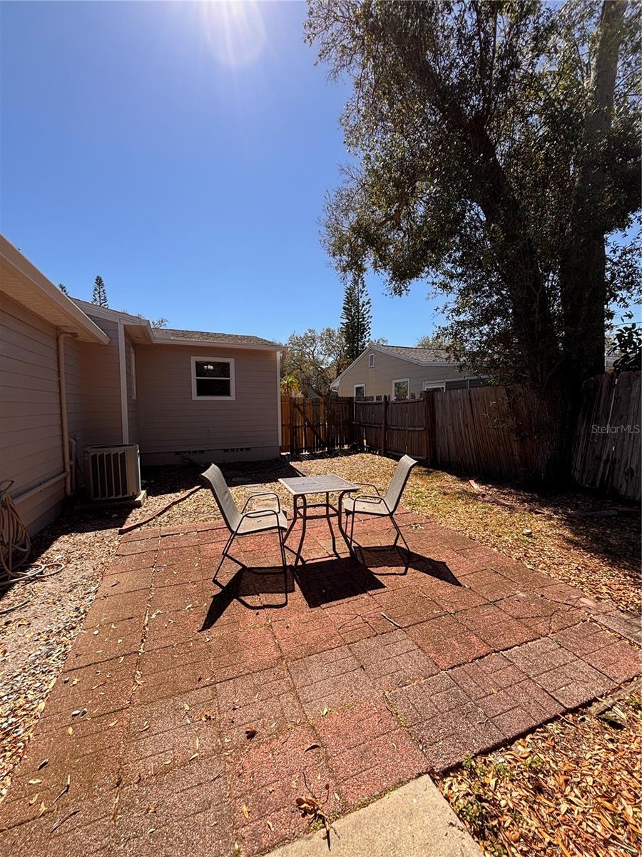 Image 24 of 24 For 745 52nd Avenue N