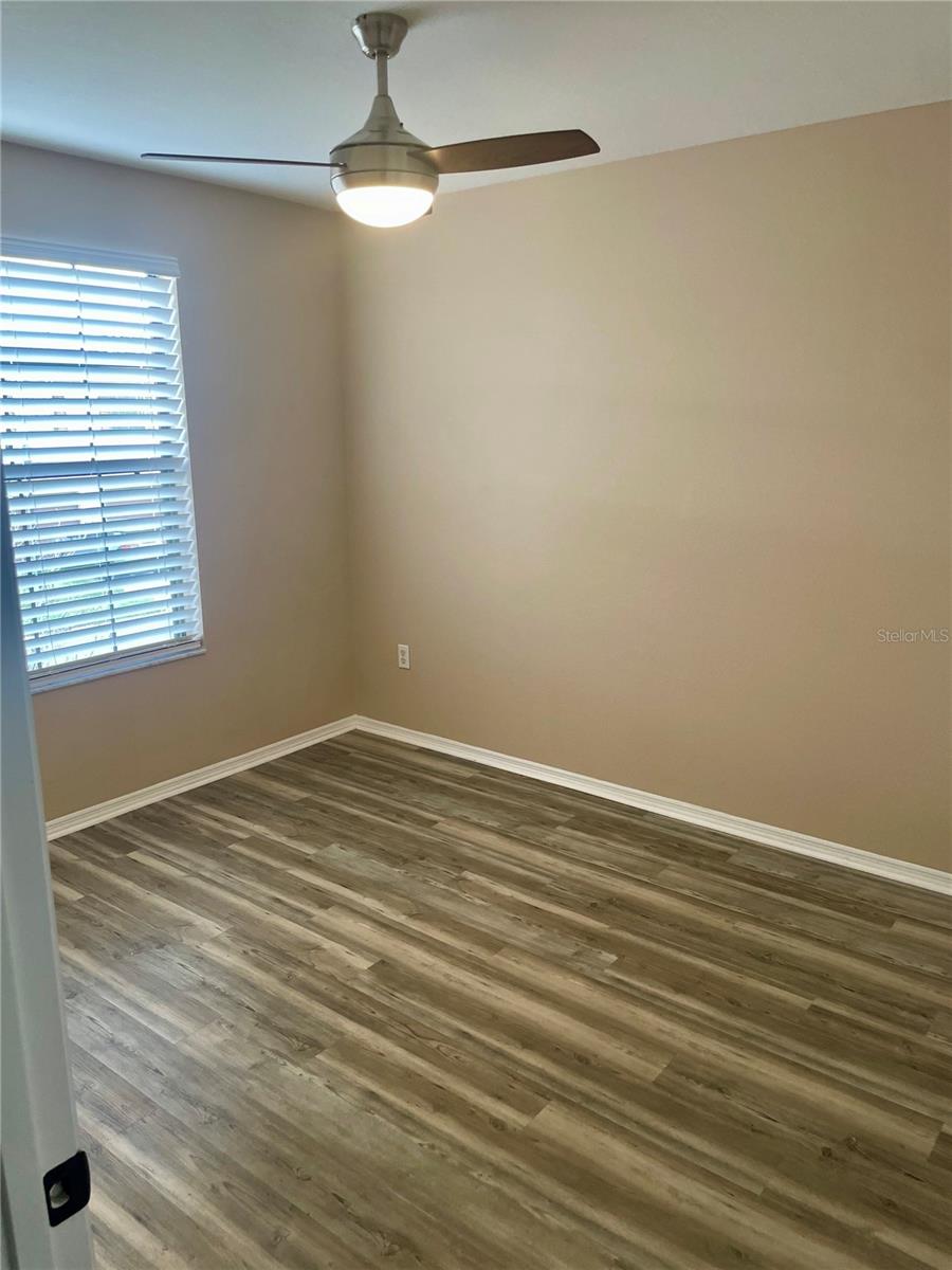 Image 10 of 17 For 2634 Edgewater Falls Drive