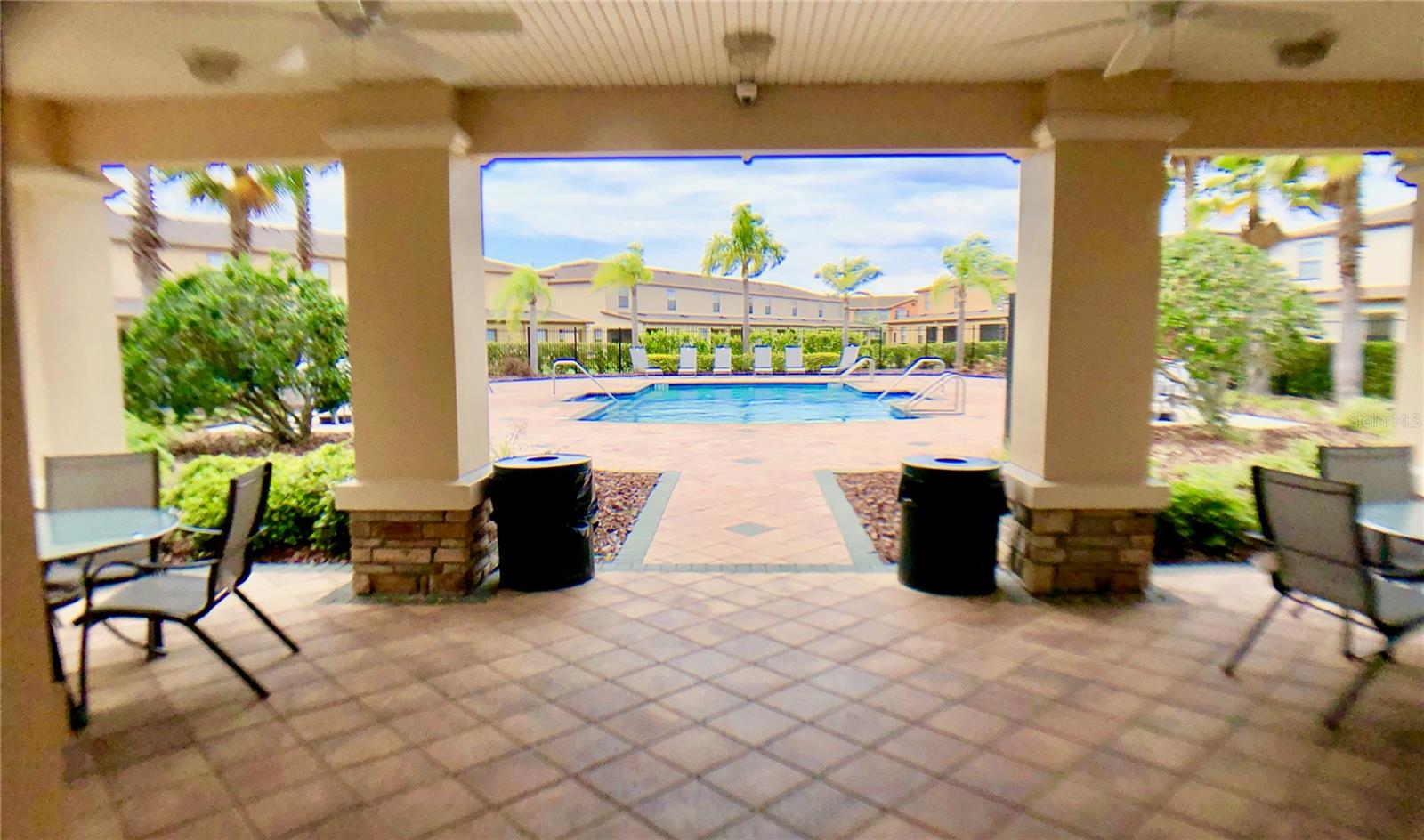 Image 14 of 17 For 2634 Edgewater Falls Drive