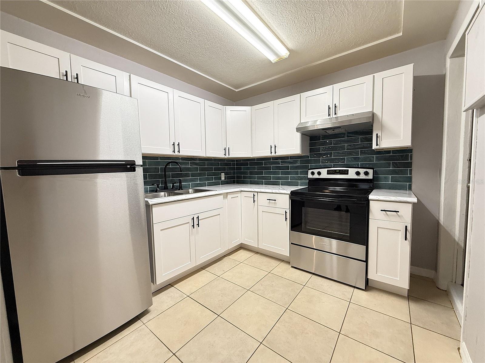 Image 3 of 10 For 3022 Walnut Street