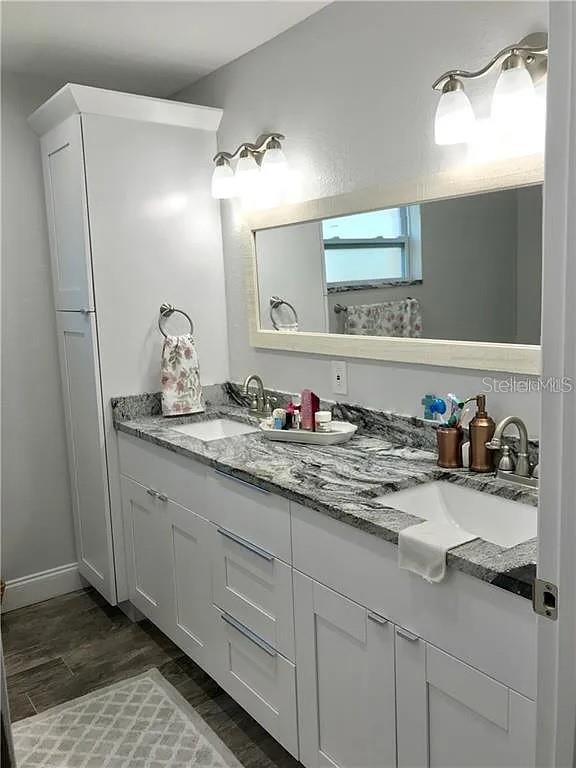 Image 13 of 22 For 605 45th Avenue N