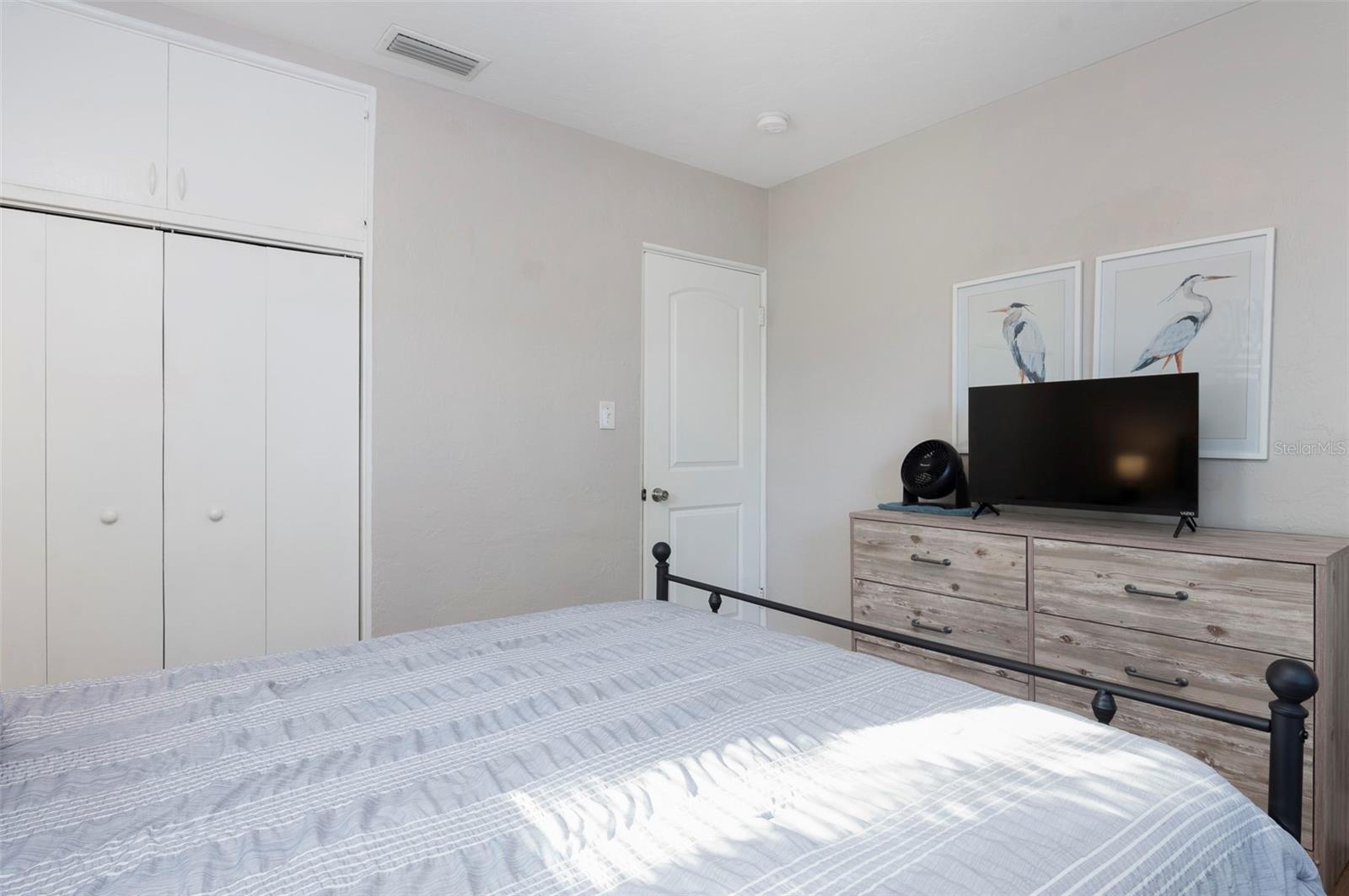 Image 19 of 33 For 3510 4th Avenue N