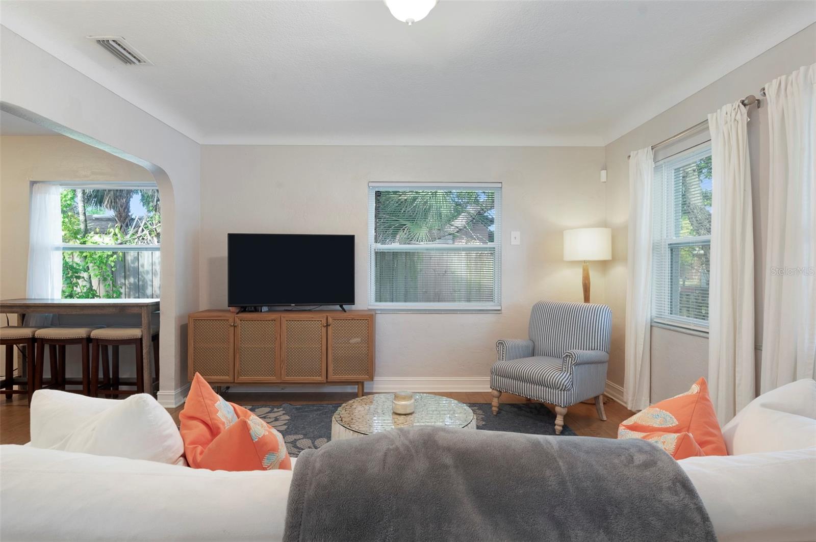 Image 4 of 33 For 3510 4th Avenue N