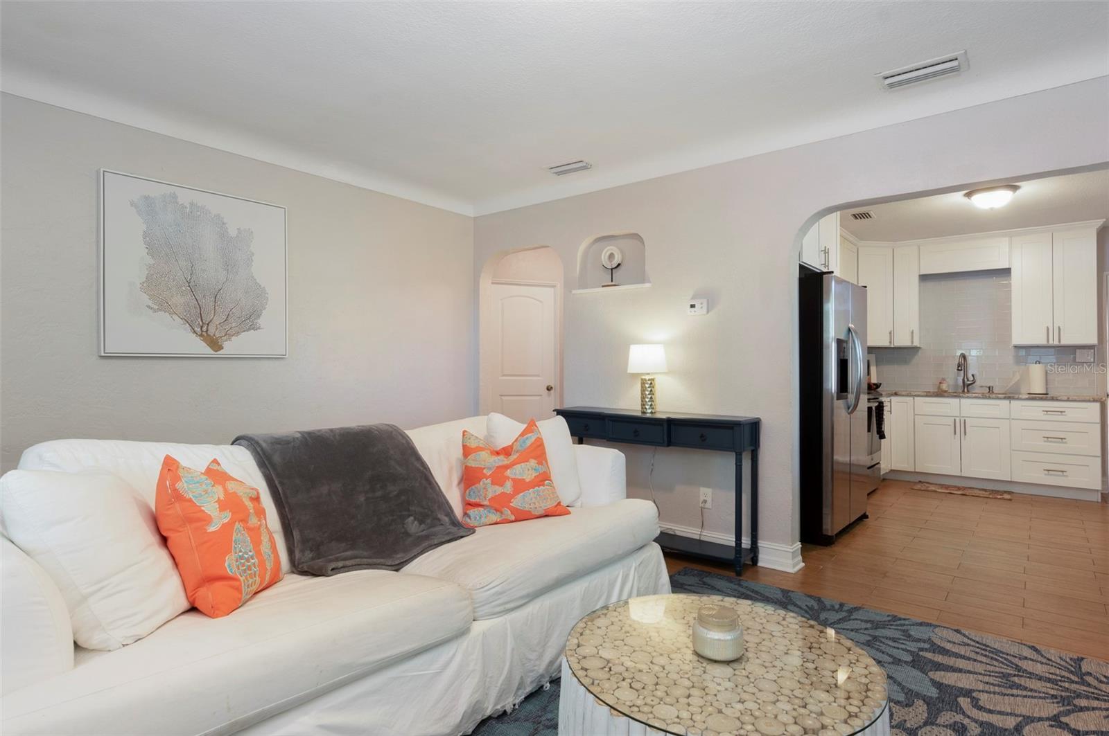 Image 7 of 33 For 3510 4th Avenue N