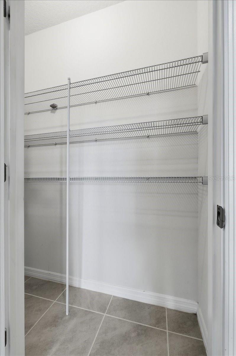 Image 17 of 49 For 2829 Grandbury Grove Road