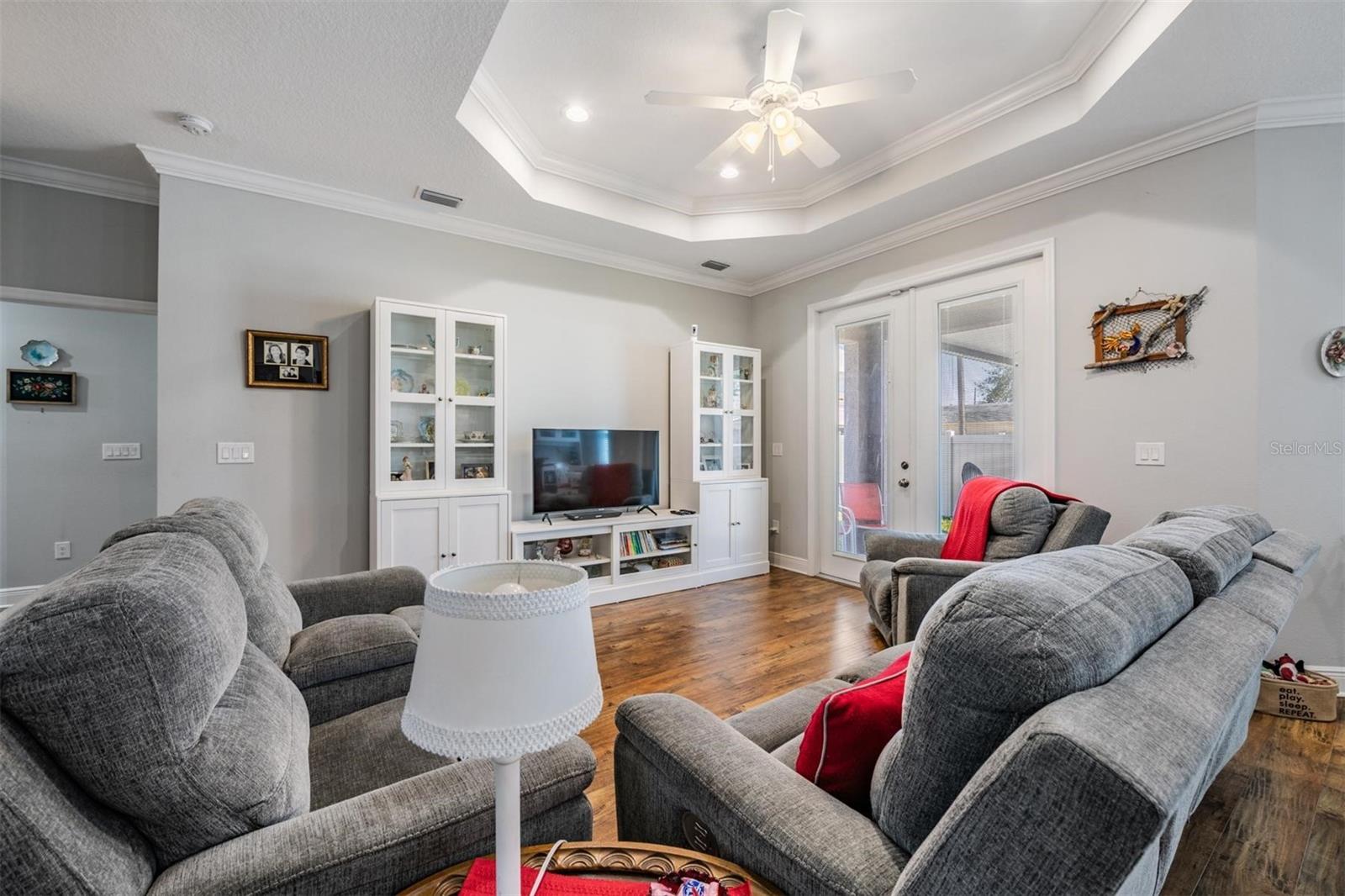 Image 10 of 33 For 3008 Leroy Street