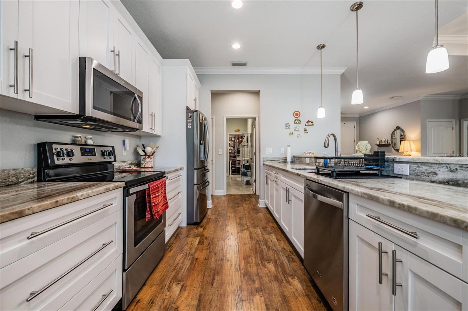 Image 13 of 33 For 3008 Leroy Street