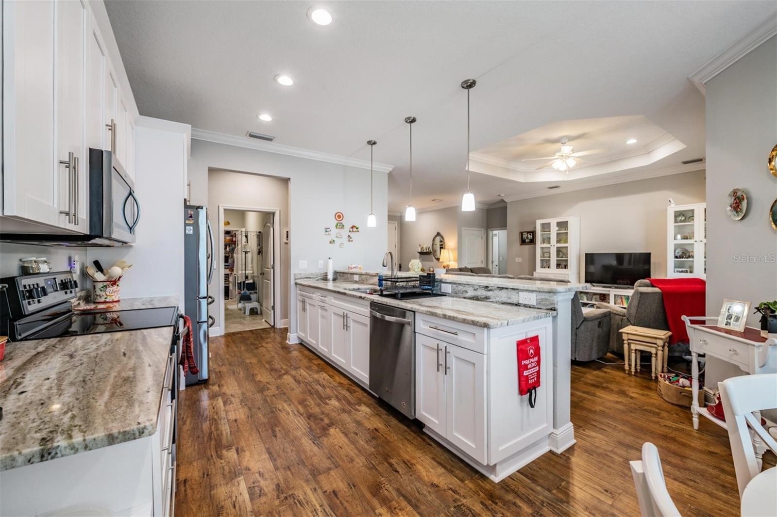 Image 17 of 33 For 3008 Leroy Street