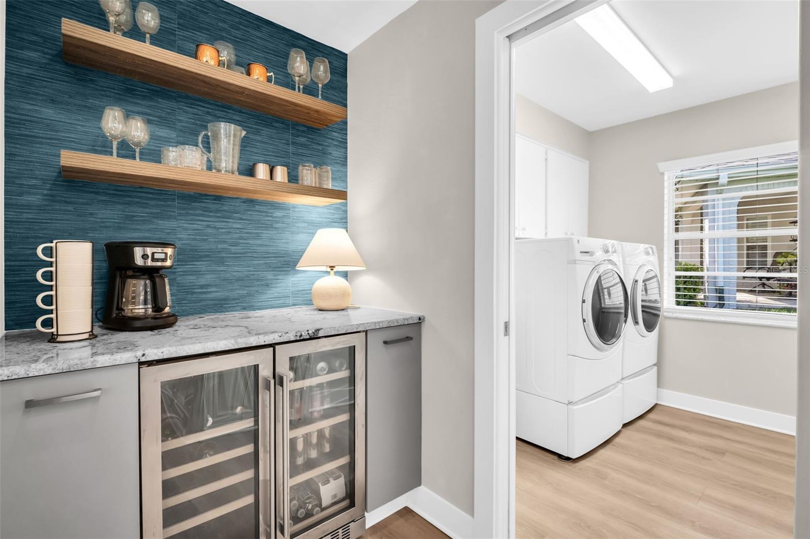 Listing photo id 24 for 1369 Gillespie Drive N