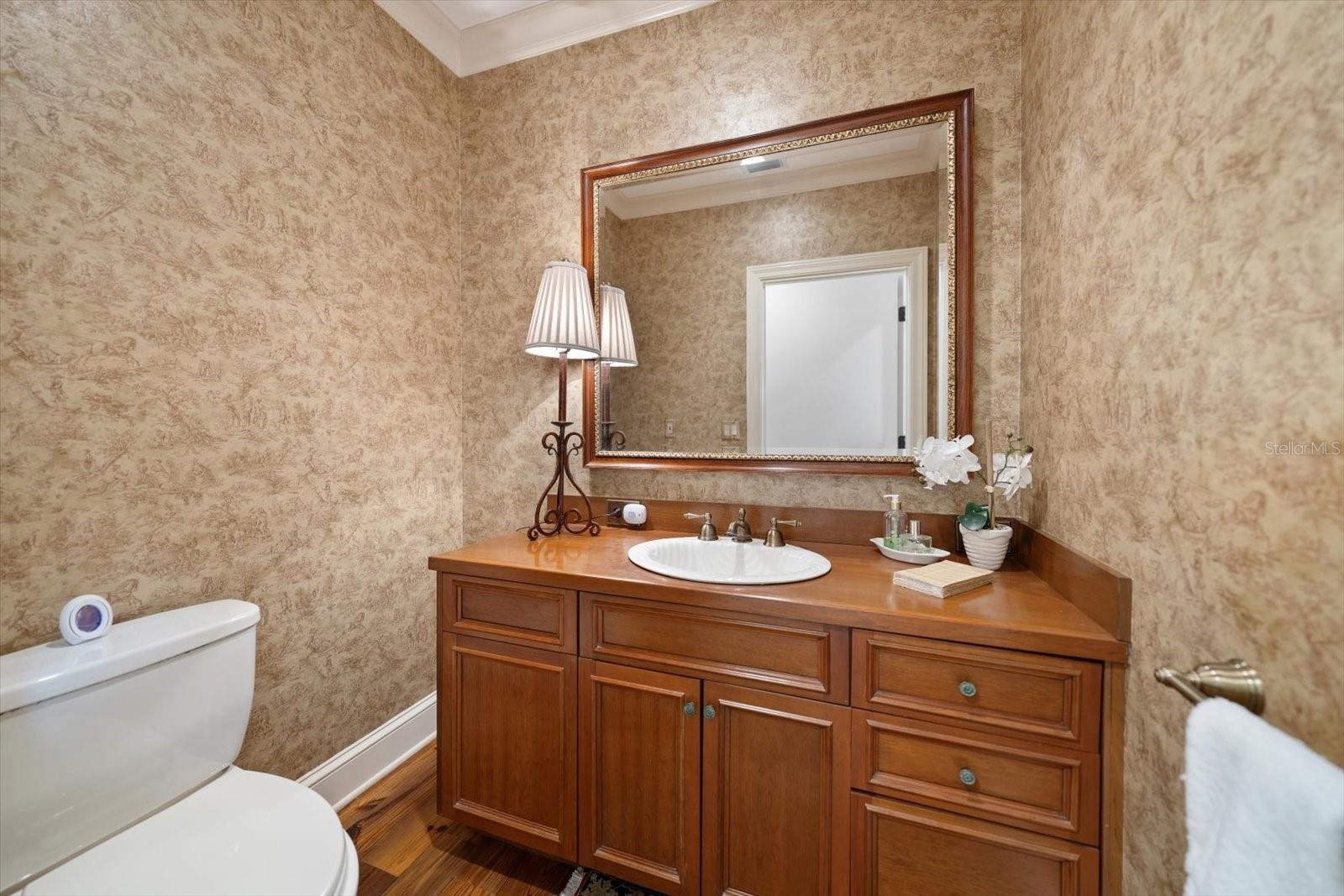 Image 30 of 75 For 1205 Palm View Avenue