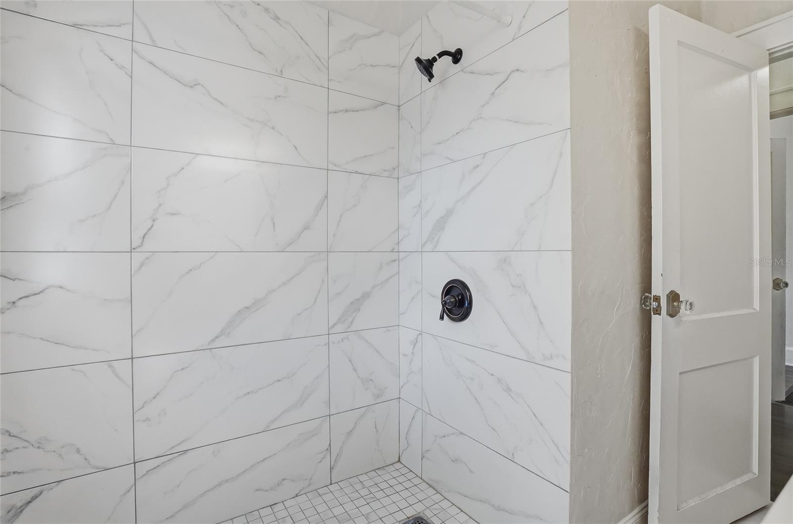 Image 7 of 15 For 4026 4th Avenue S