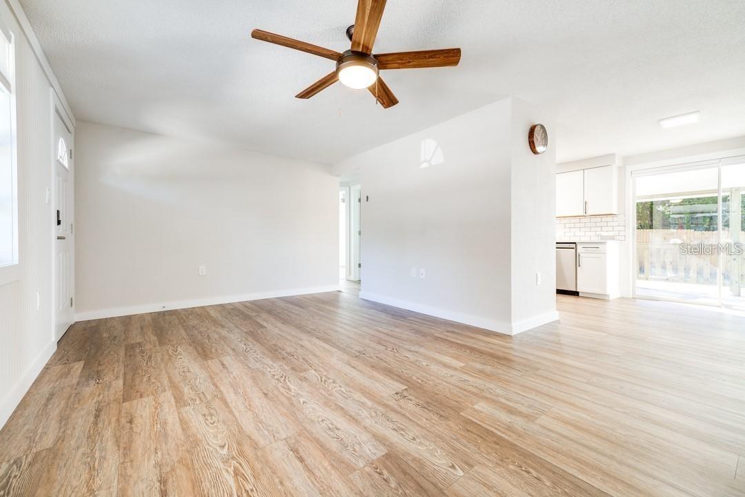 Image 15 of 24 For 5026 Moog Road