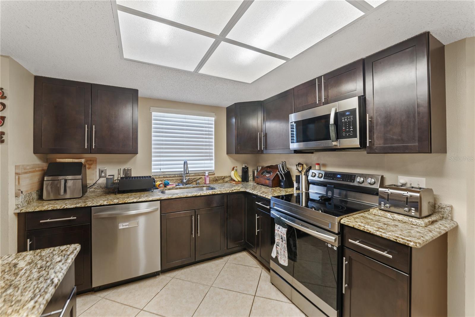 Image 14 of 54 For 8715 Huntsman Lane