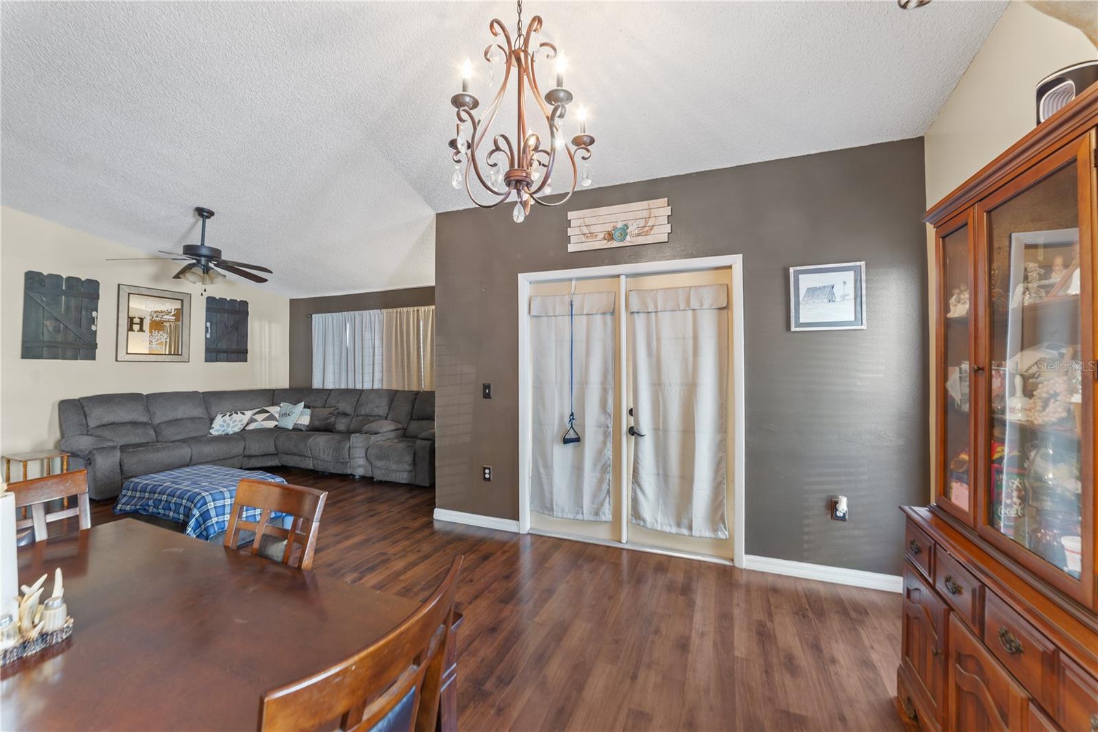 Image 19 of 54 For 8715 Huntsman Lane