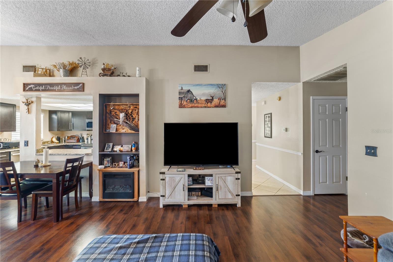 Image 22 of 54 For 8715 Huntsman Lane