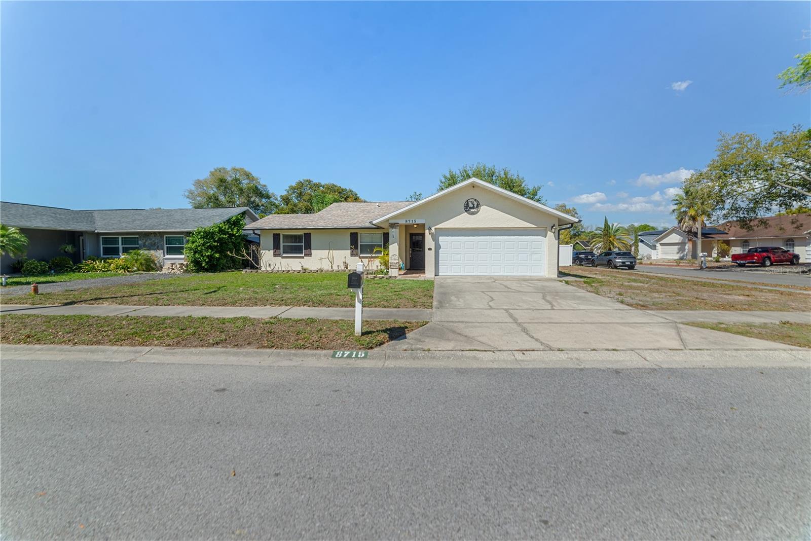 Image 5 of 54 For 8715 Huntsman Lane