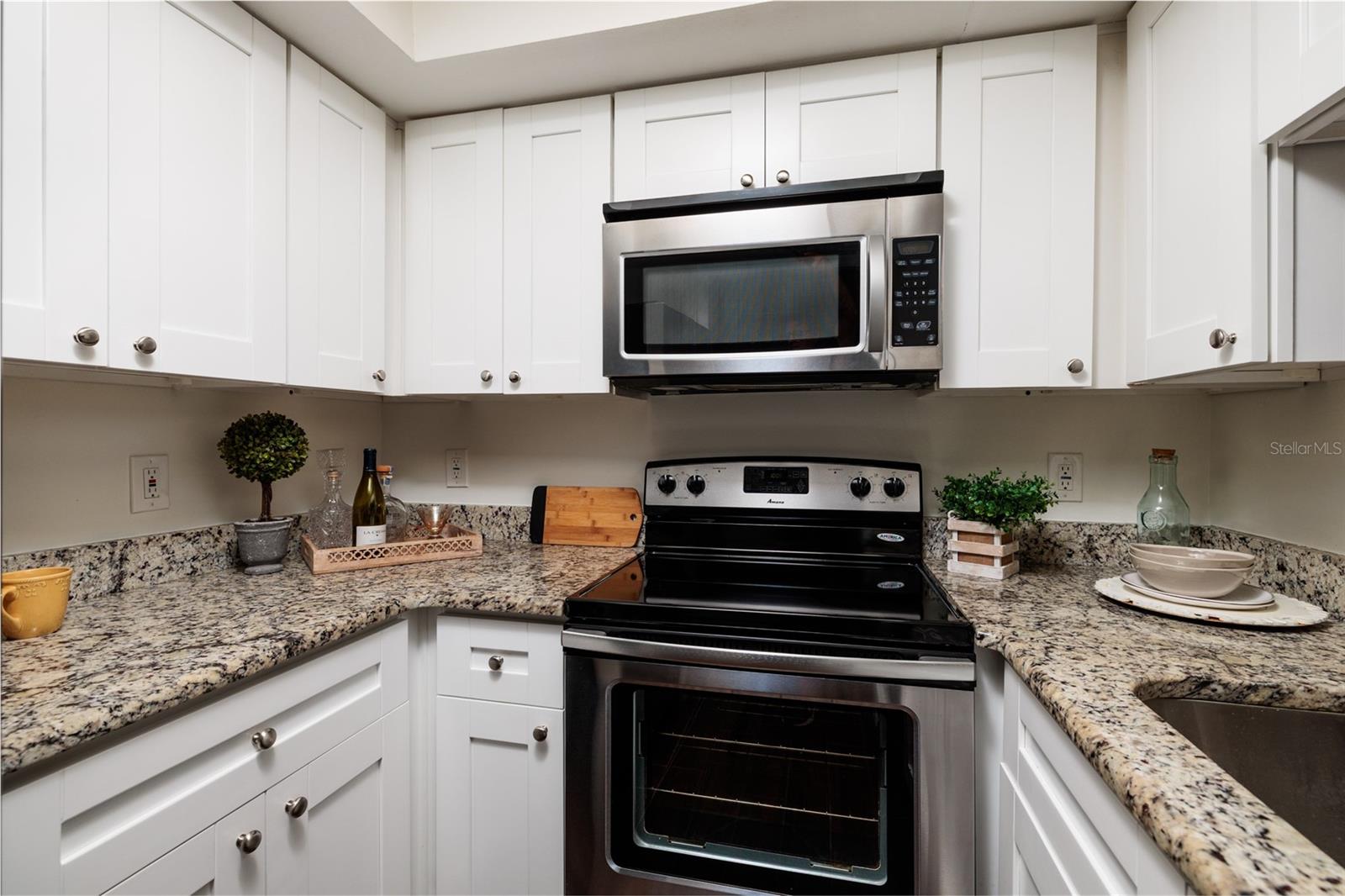 Image 10 of 27 For 4405 Fair Oaks Avenue 21