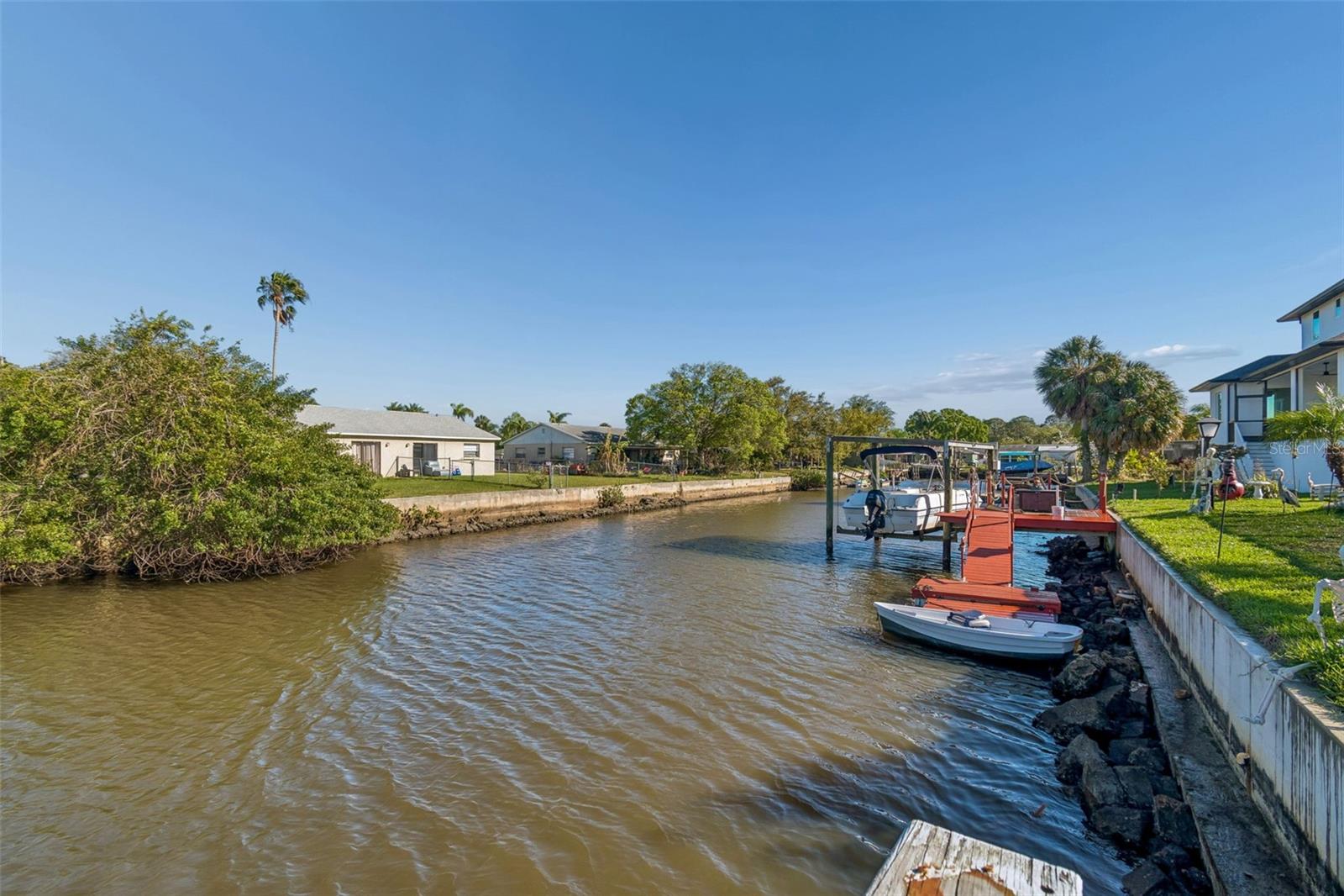 Image 16 of 18 For 9900 Island Harbor Drive