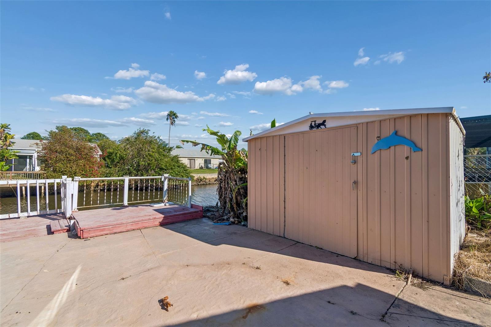 Image 9 of 18 For 9900 Island Harbor Drive