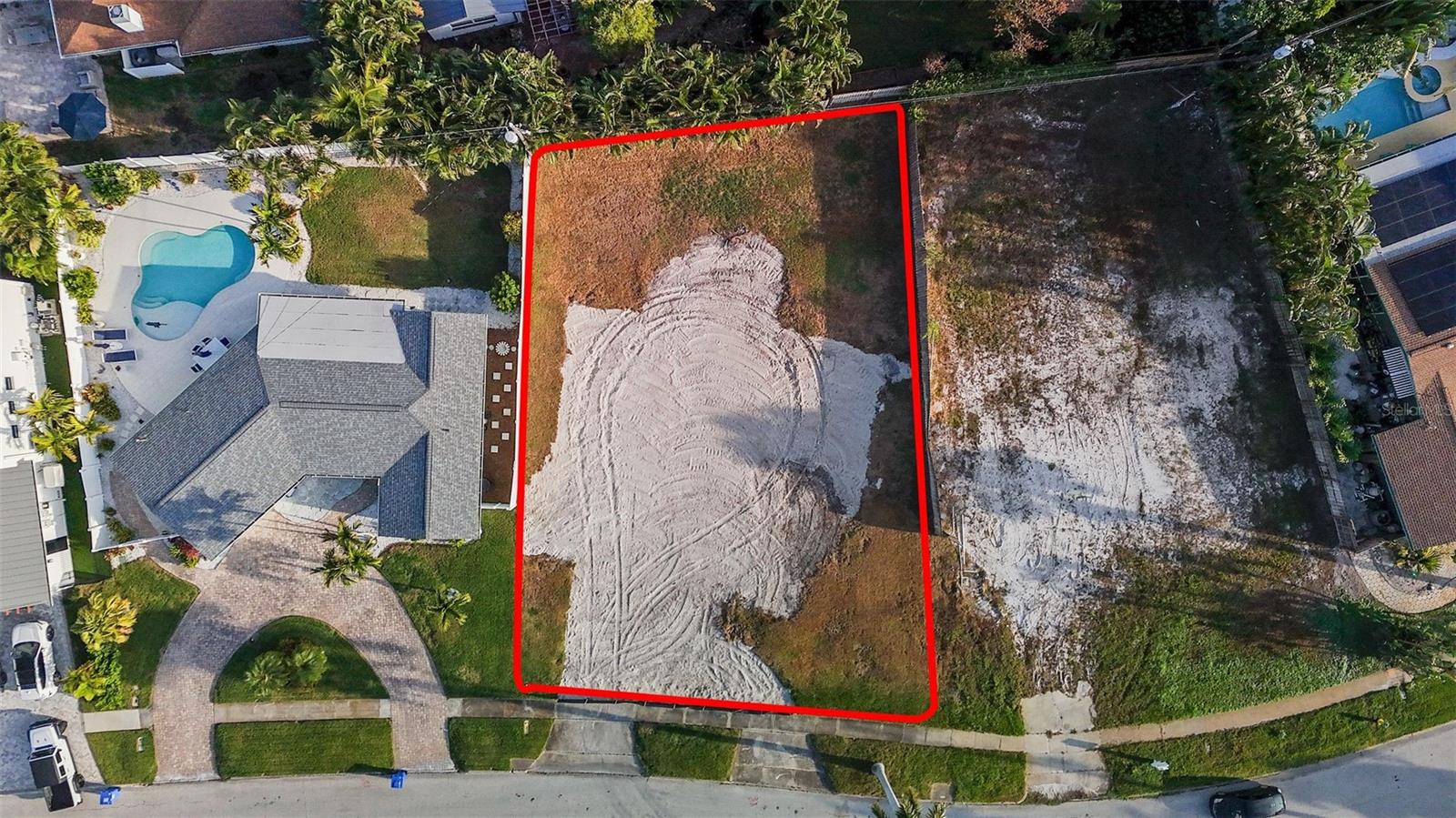 Image 13 of 19 For 1235 Cordova Boulevard Ne