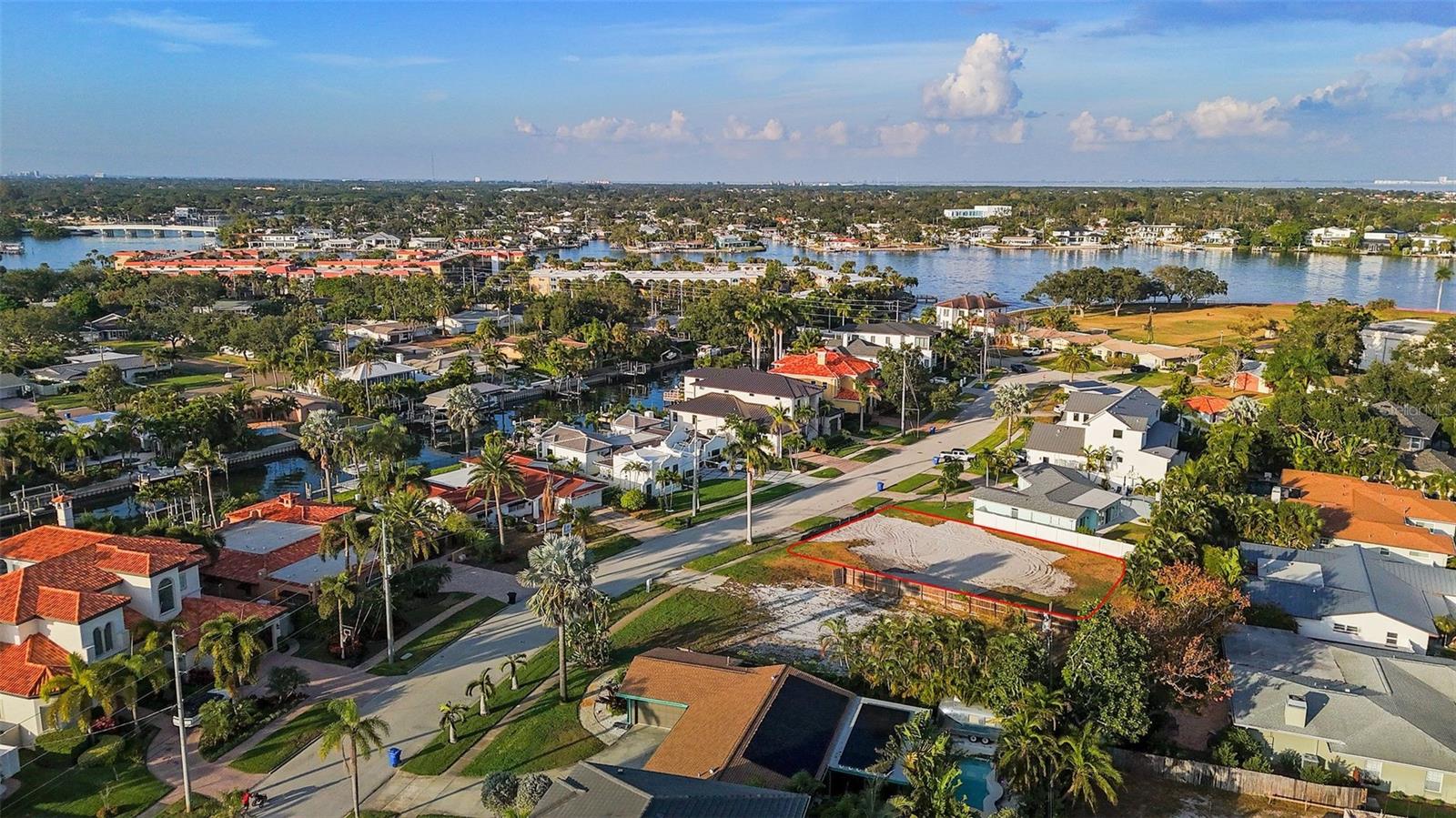 Image 18 of 19 For 1235 Cordova Boulevard Ne