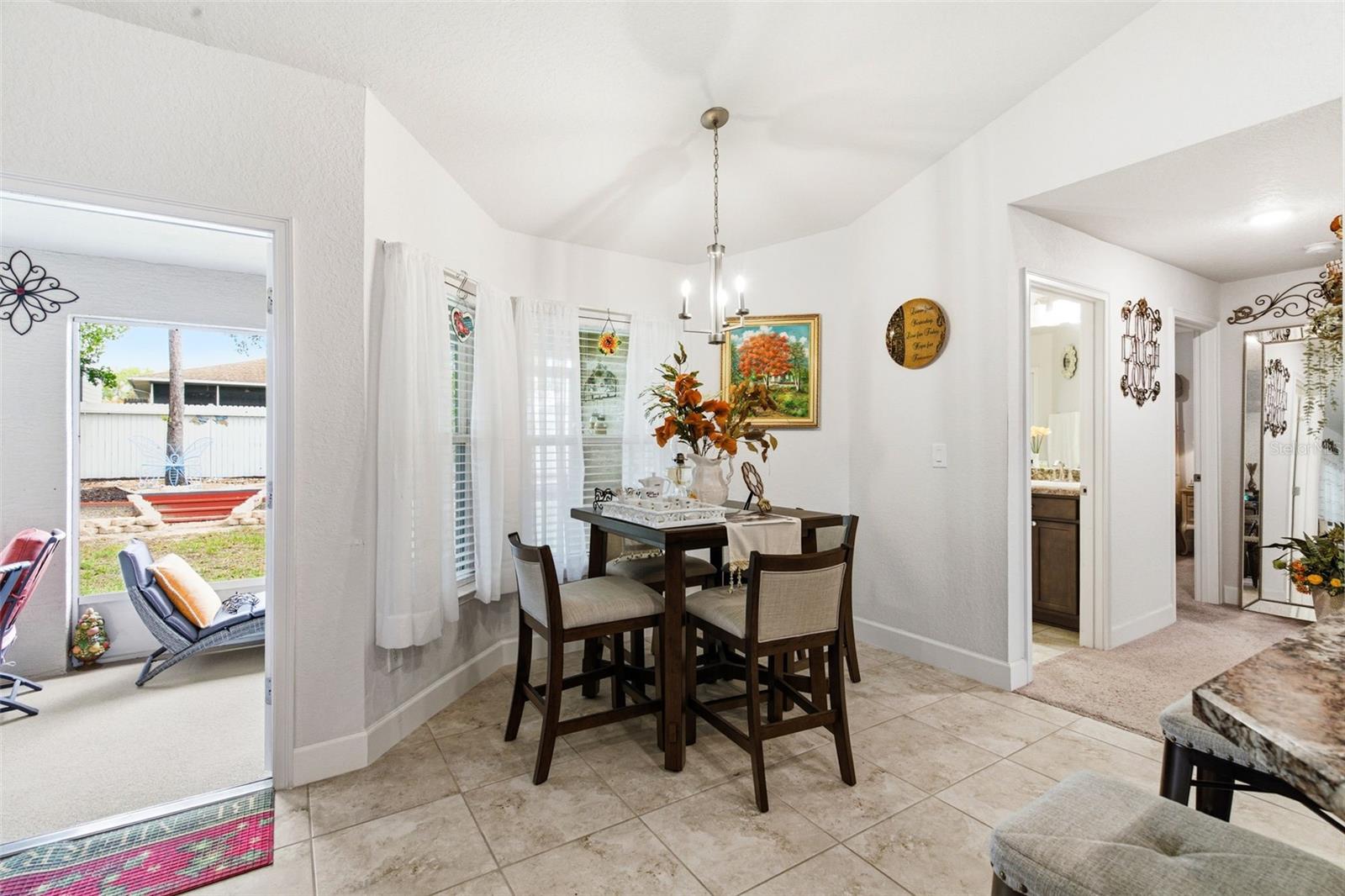 Listing photo id 31 for 12181 Topaz Street