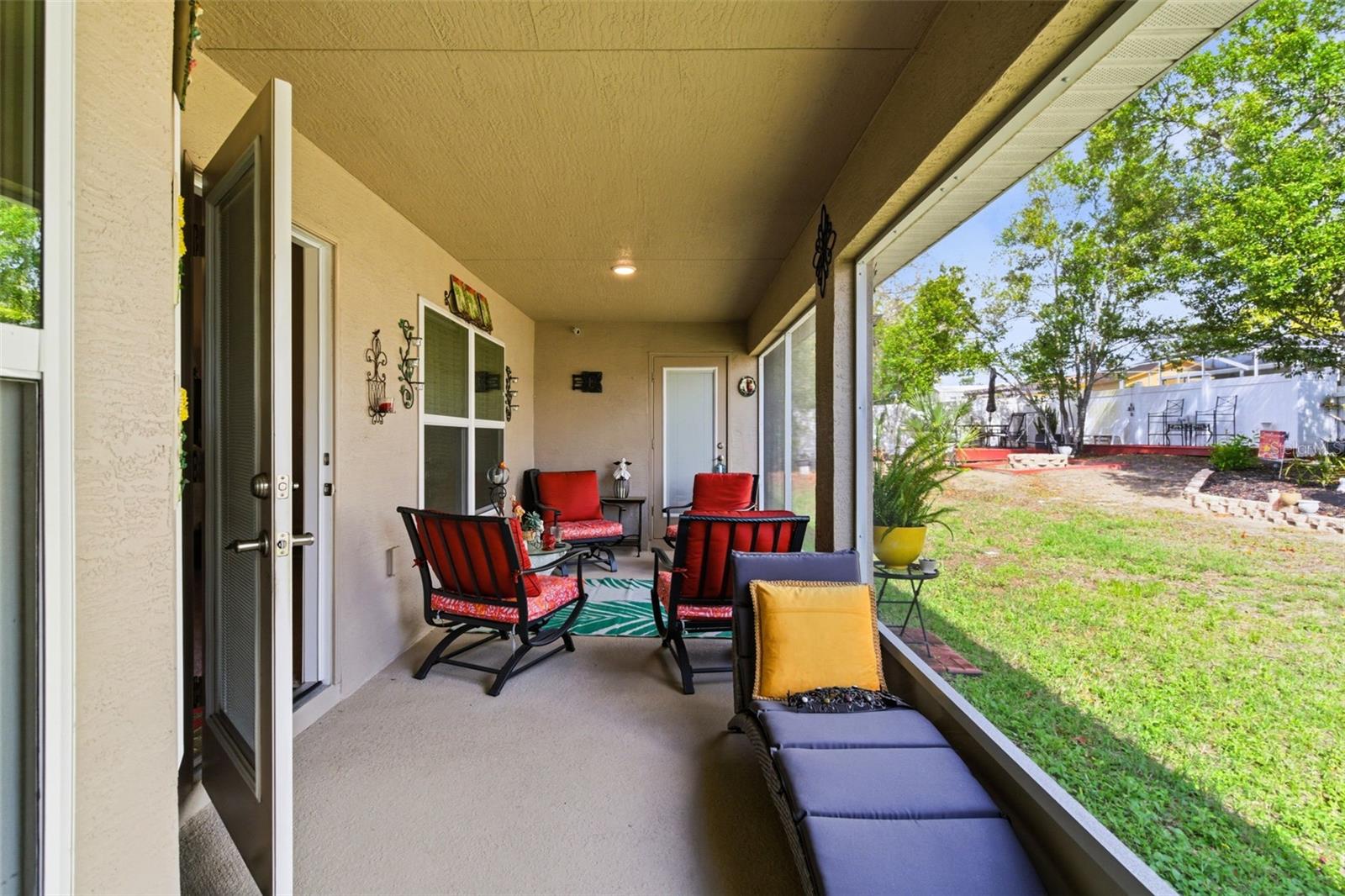 Listing photo id 40 for 12181 Topaz Street