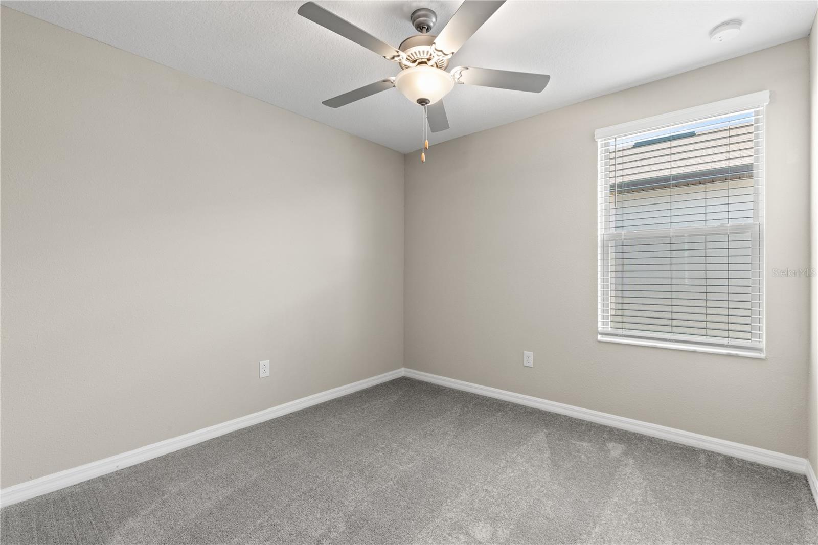 Image 21 of 25 For 31603 Barrel Wave Way