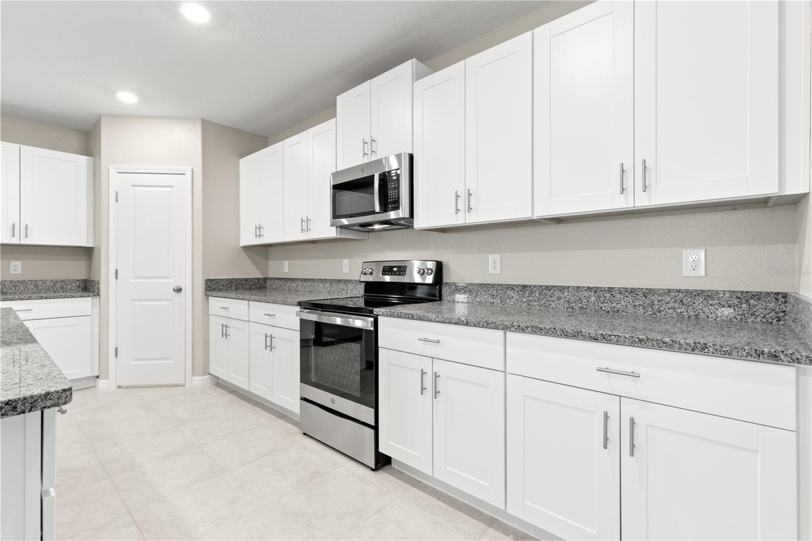 Image 4 of 25 For 31603 Barrel Wave Way