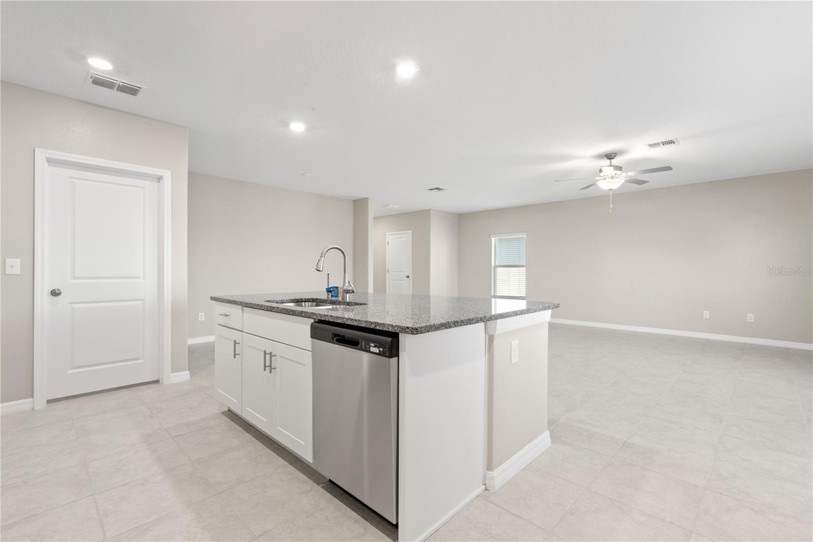 Image 5 of 25 For 31603 Barrel Wave Way