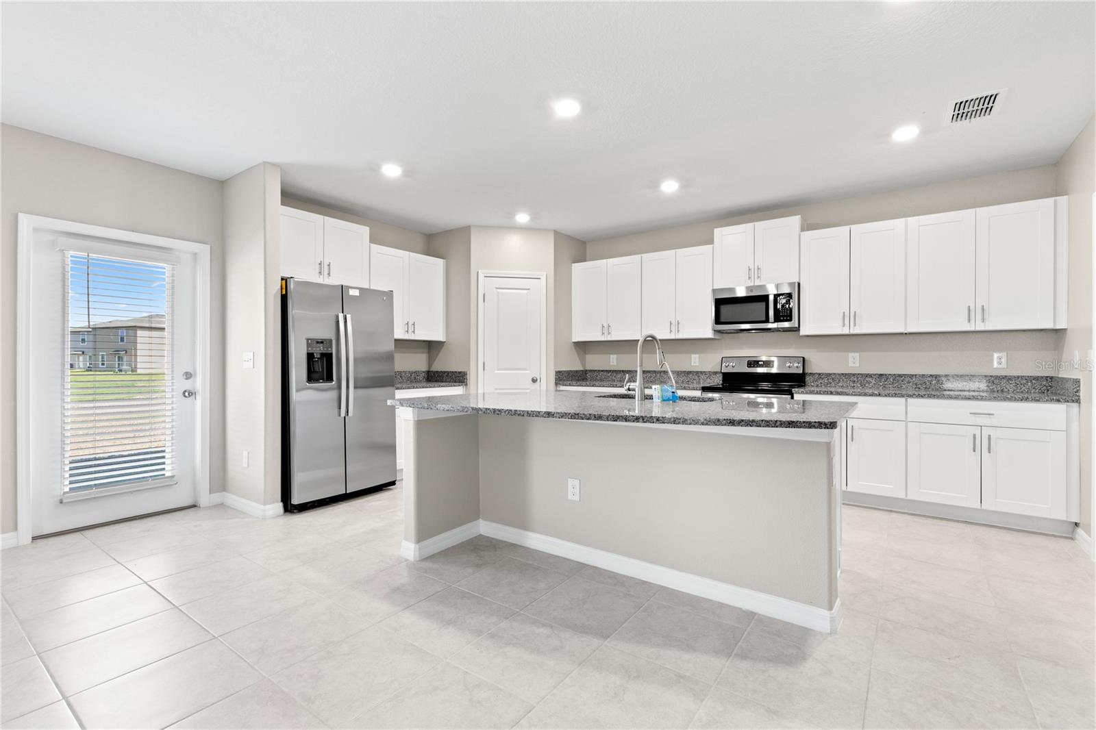 Image 6 of 25 For 31603 Barrel Wave Way