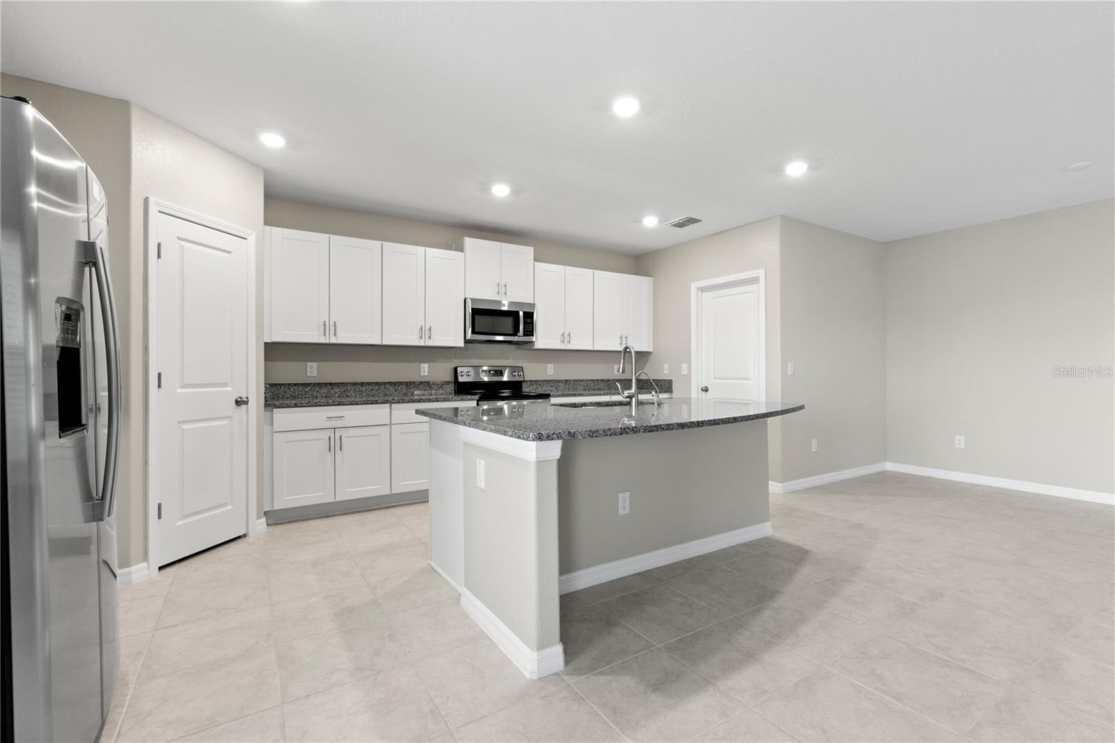 Image 7 of 25 For 31603 Barrel Wave Way