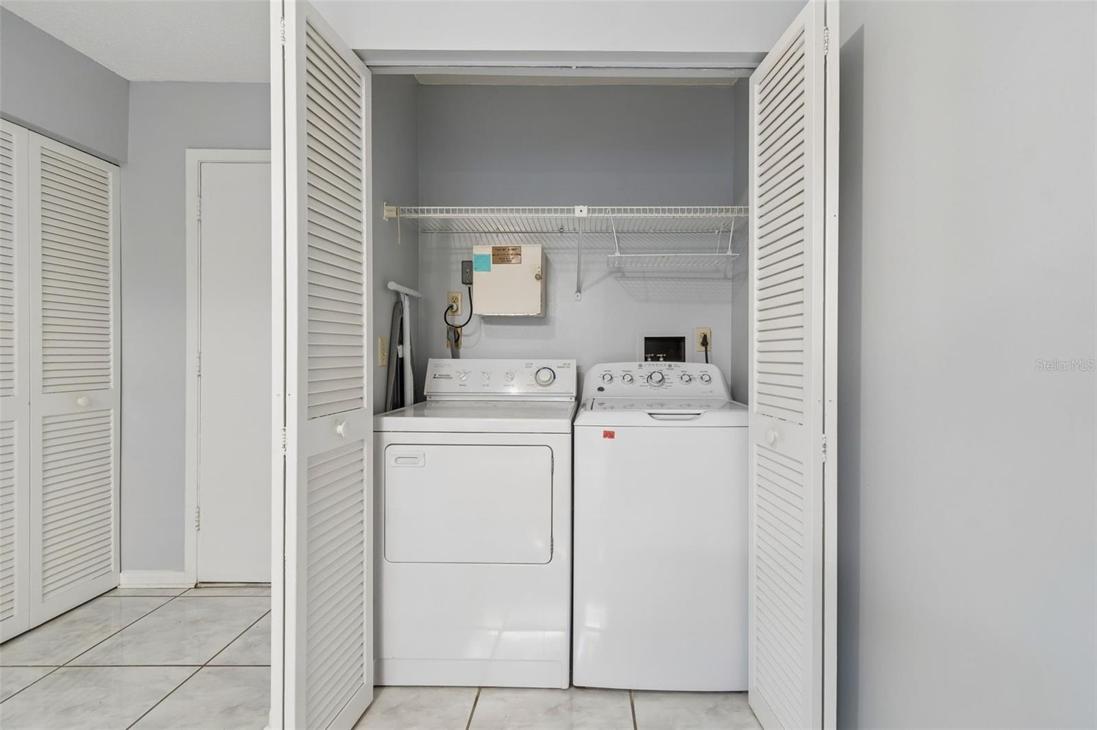 Image 18 of 96 For 6320 Grand Bahama Circle 6320