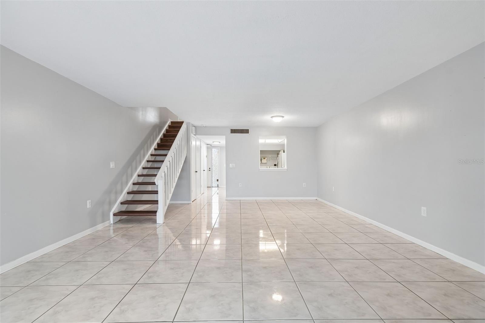 Image 31 of 96 For 6320 Grand Bahama Circle 6320