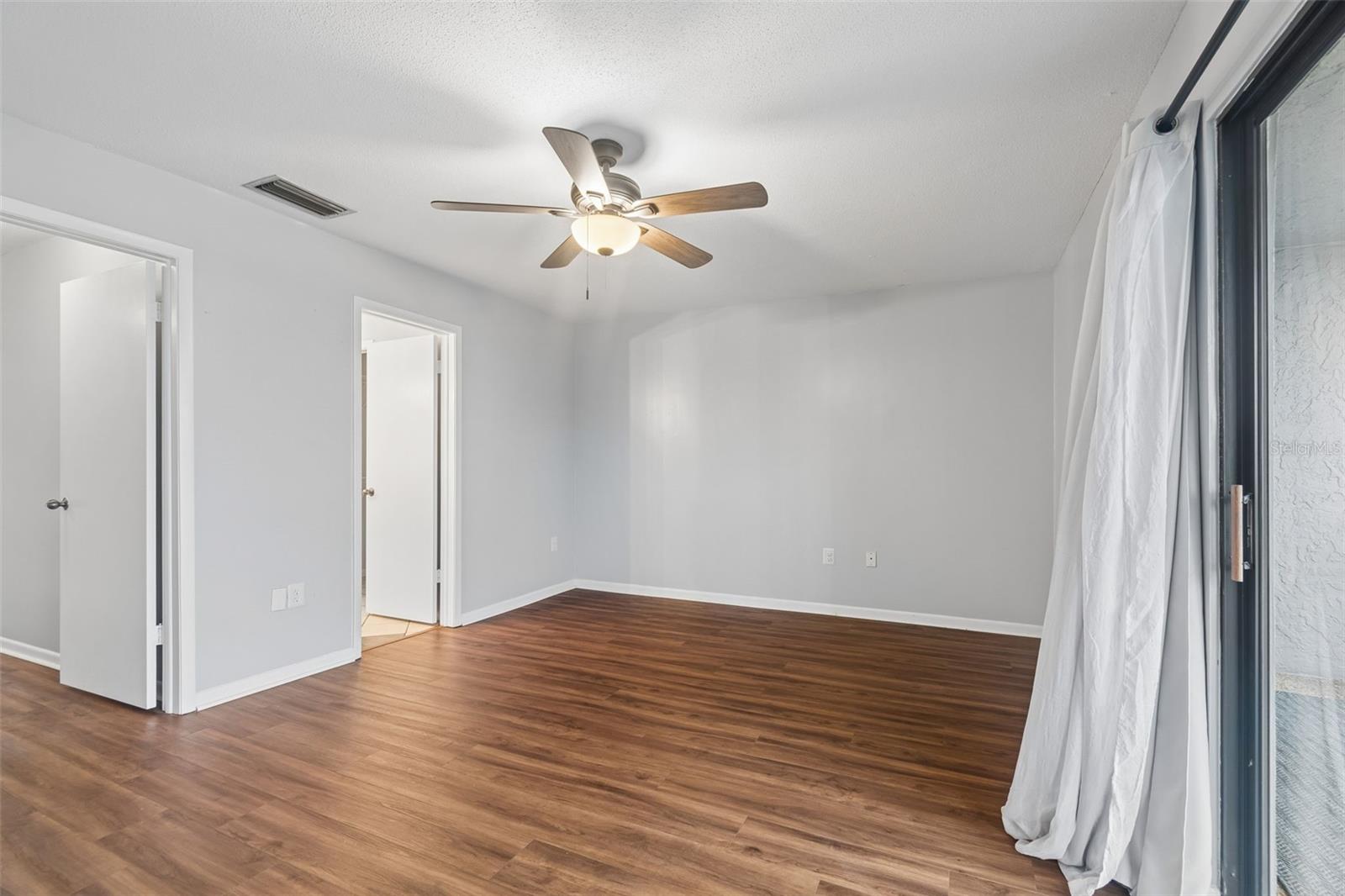 Image 39 of 96 For 6320 Grand Bahama Circle 6320