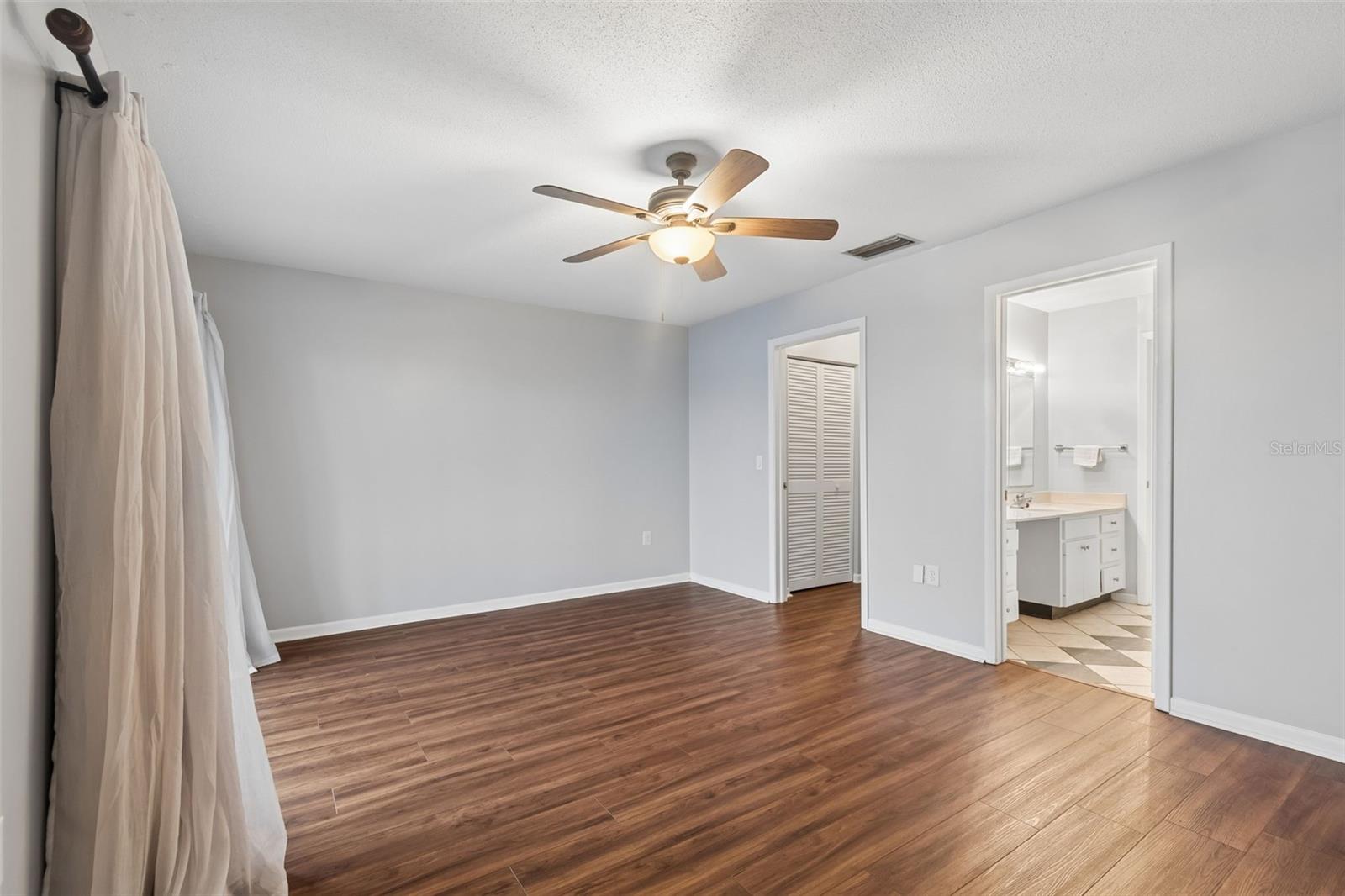 Image 40 of 96 For 6320 Grand Bahama Circle 6320