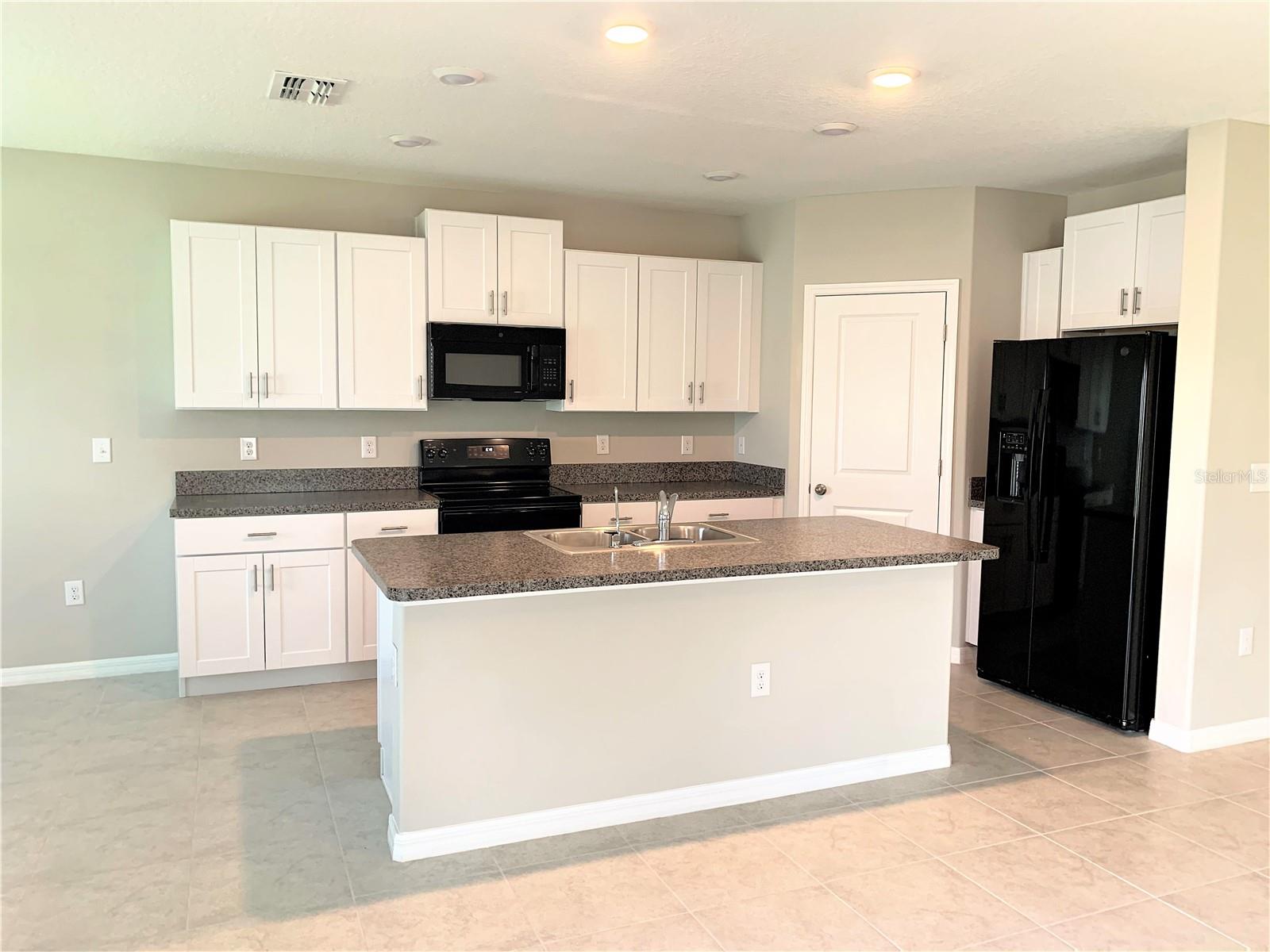 Image 8 of 39 For 4408 Summer Savory Street