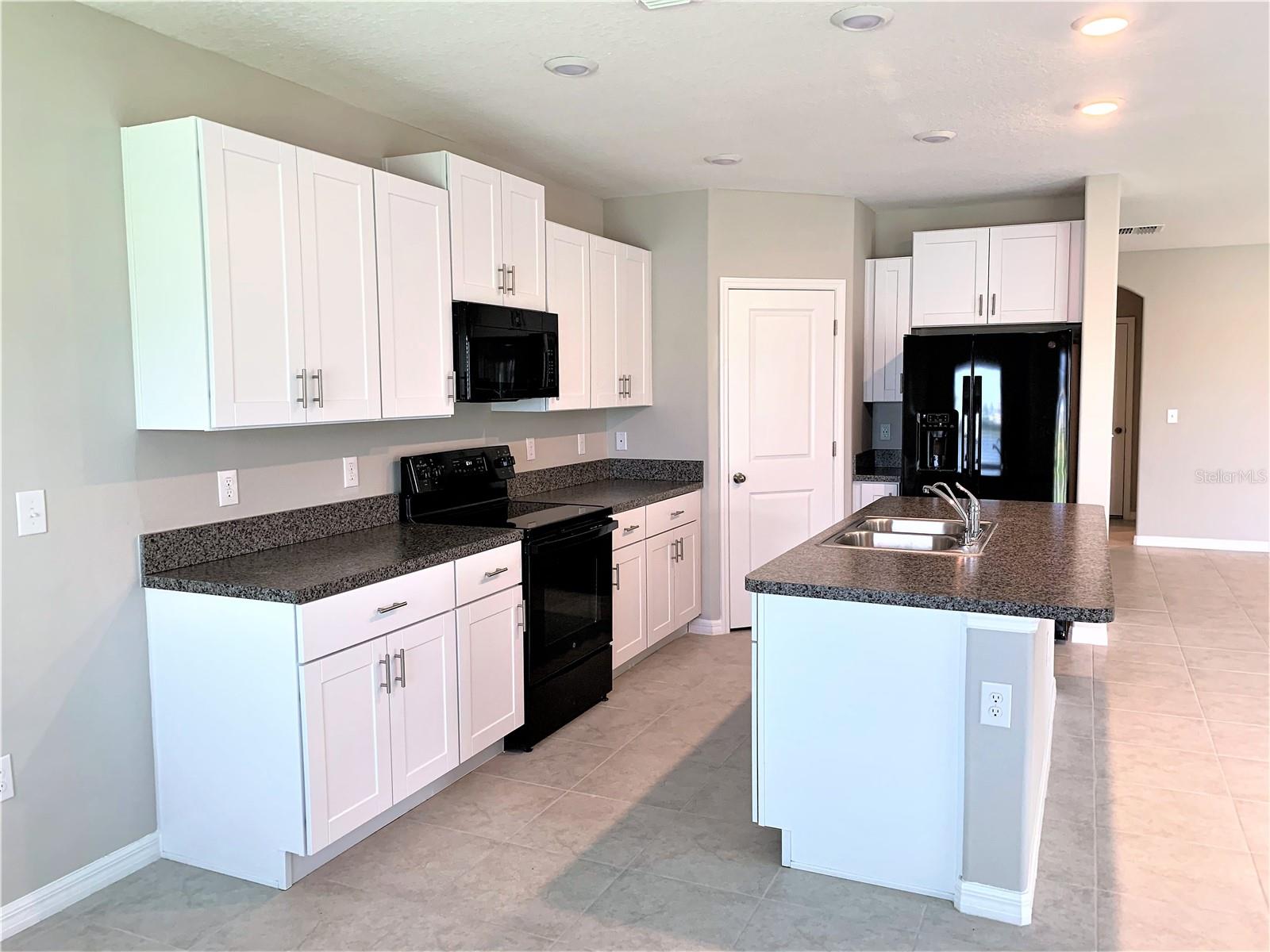 Image 9 of 39 For 4408 Summer Savory Street