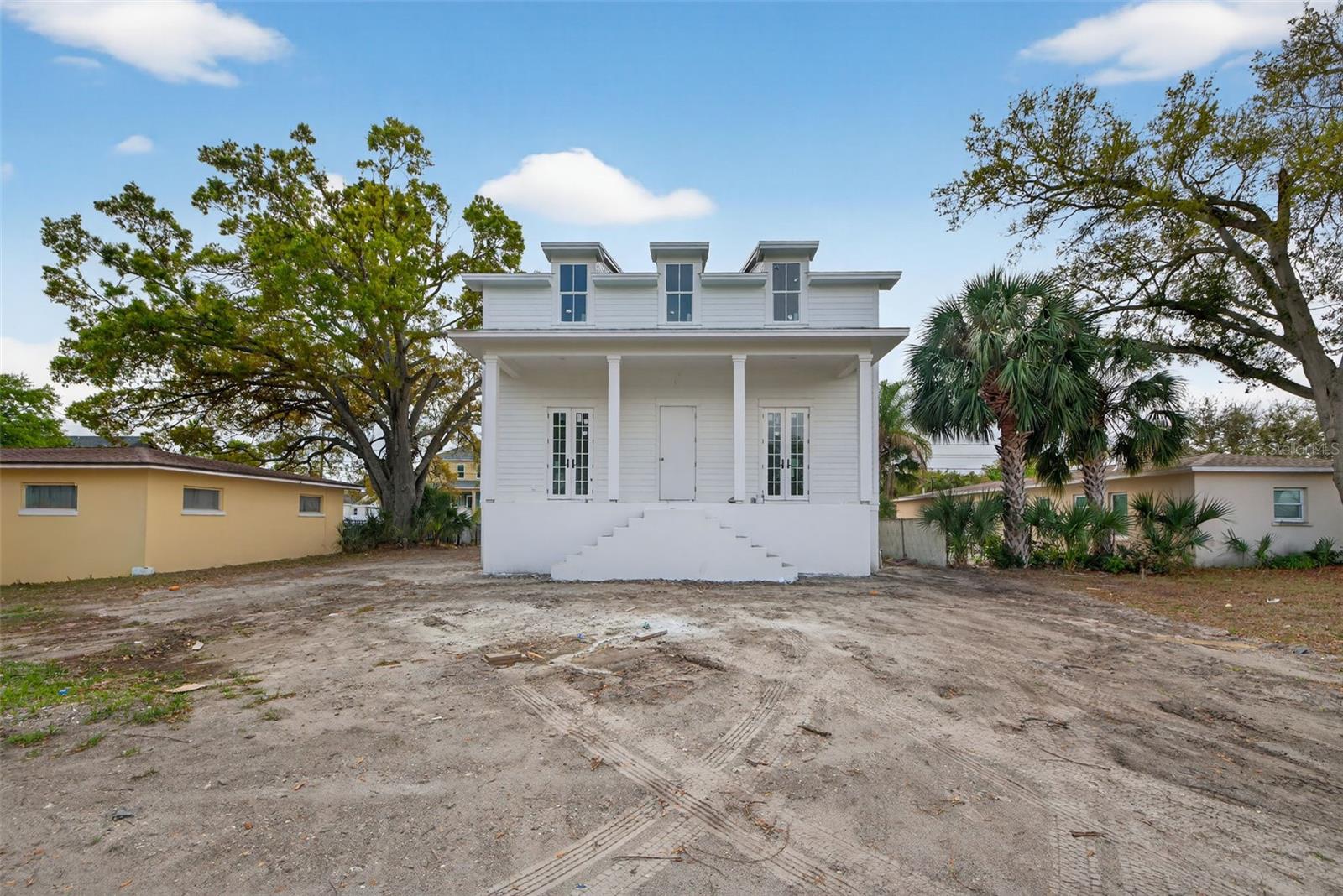 Image 5 of 11 For 808 39th Avenue Ne