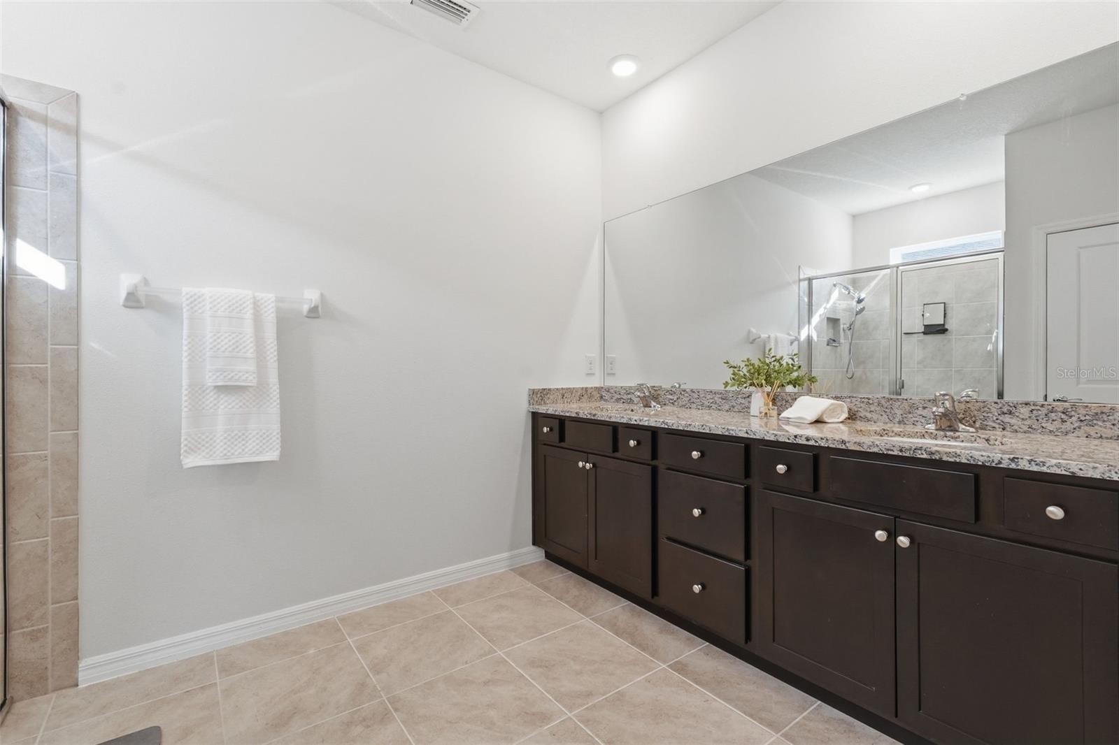 Image 17 of 35 For 3844 Mossy Limb Court