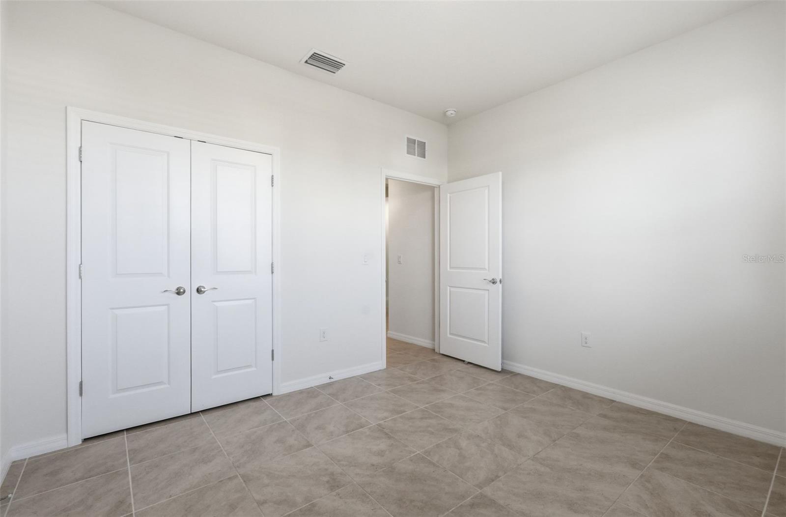 Image 20 of 35 For 3844 Mossy Limb Court