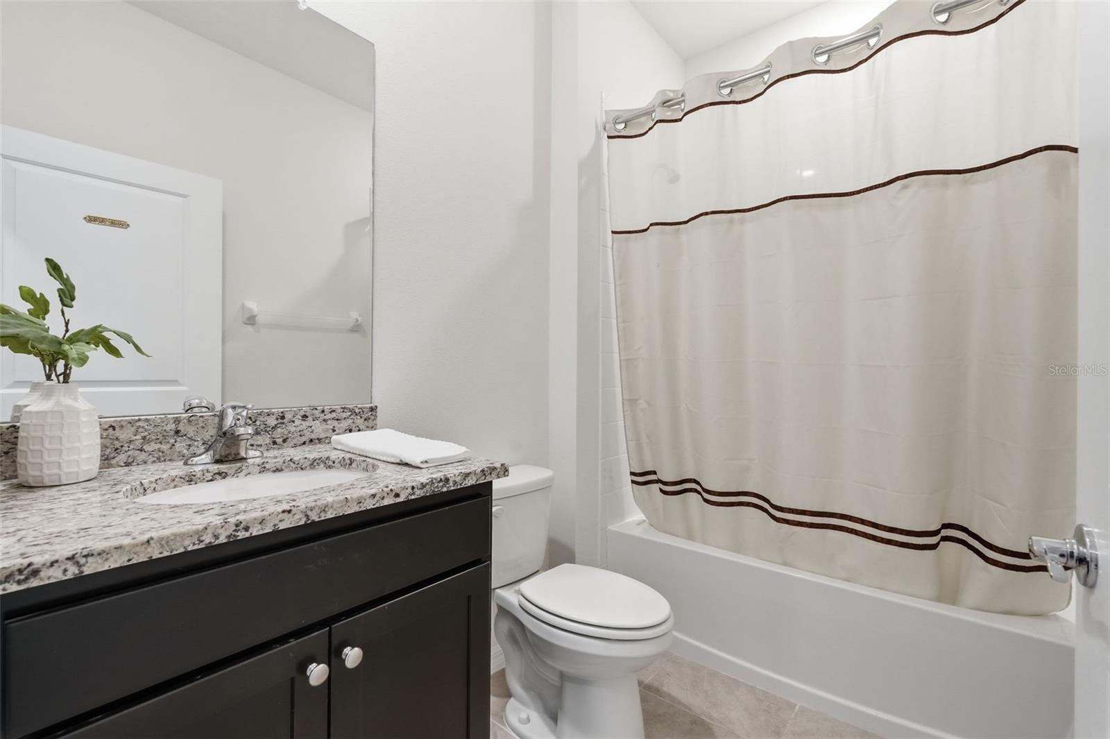 Image 21 of 35 For 3844 Mossy Limb Court