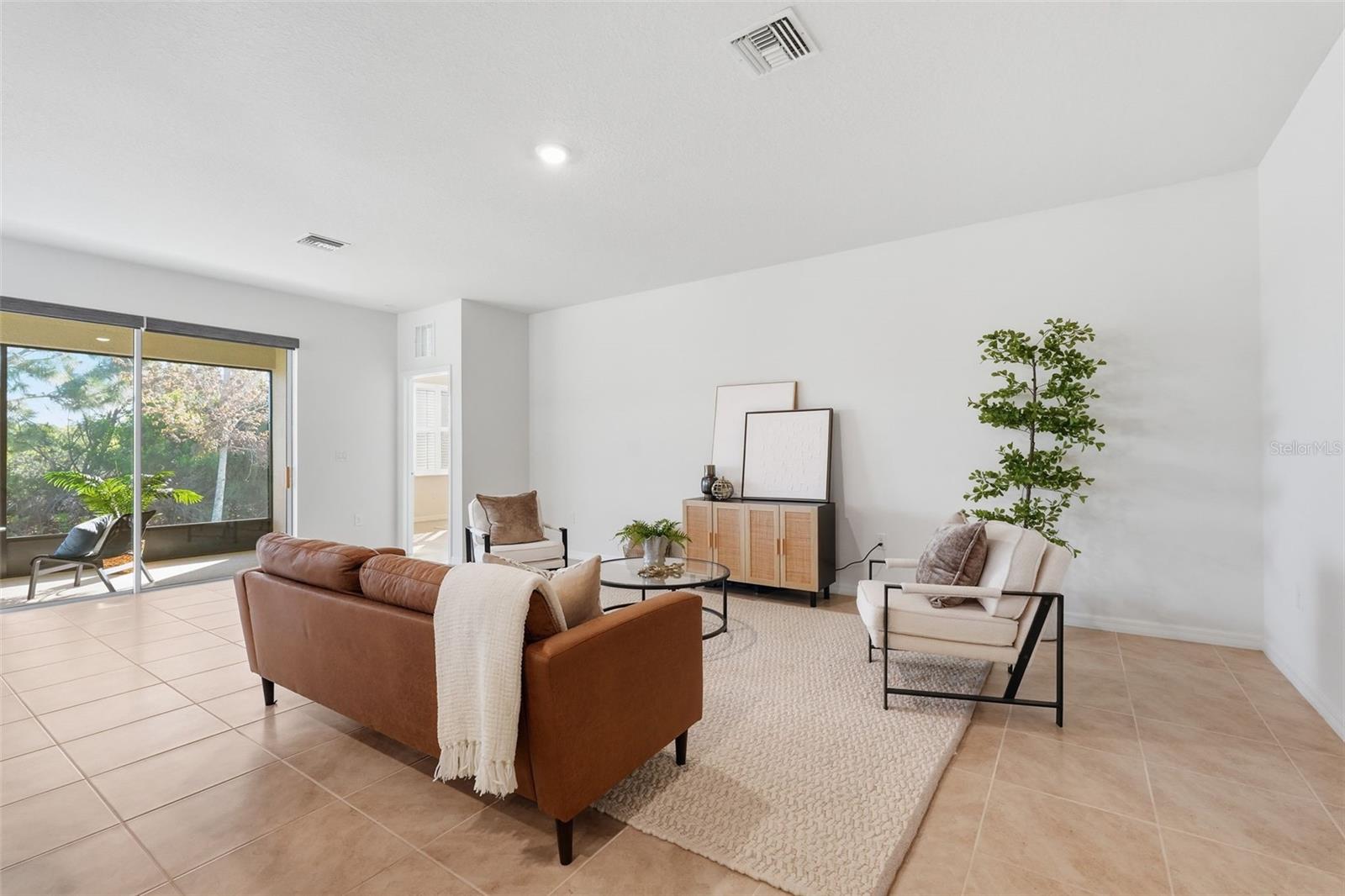 Image 4 of 35 For 3844 Mossy Limb Court